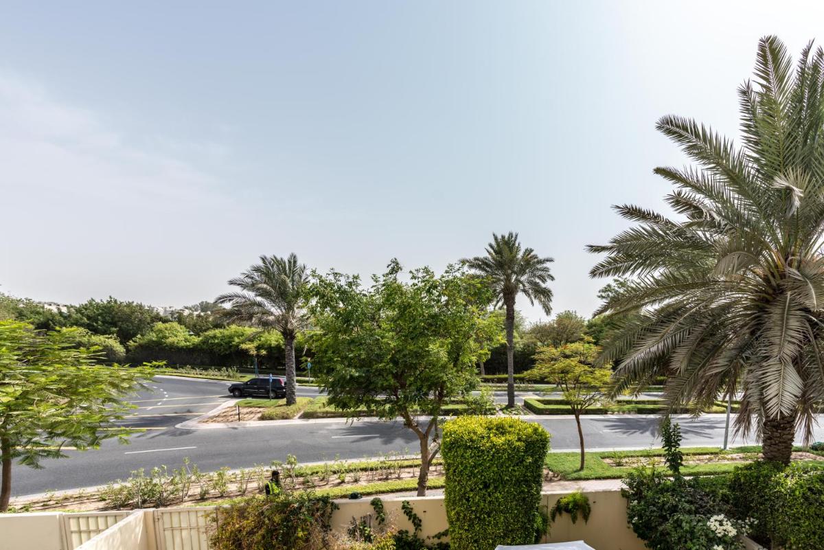 Lux BnB Springs Villa Private Garden