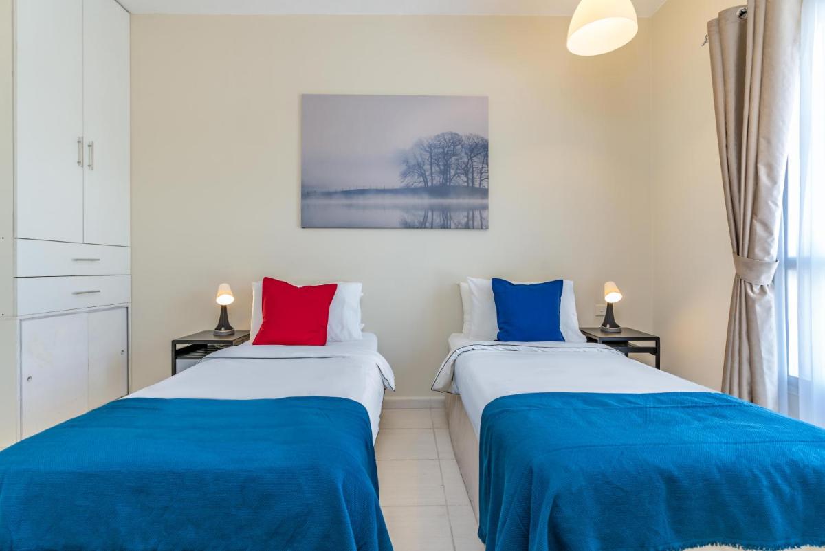 Lux BnB Springs Villa Private Garden