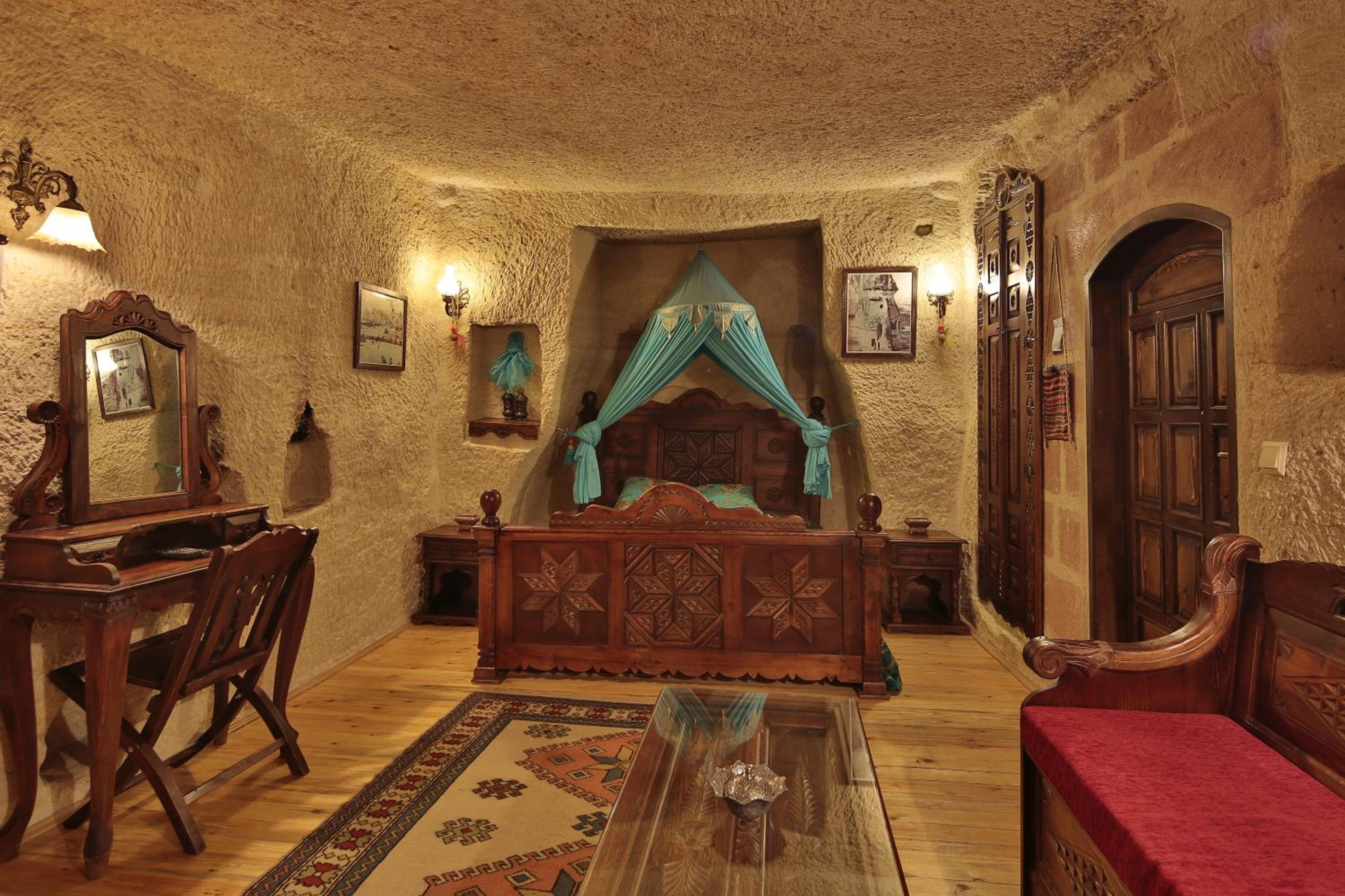 Travel Inn Cave Hotel - Image 32