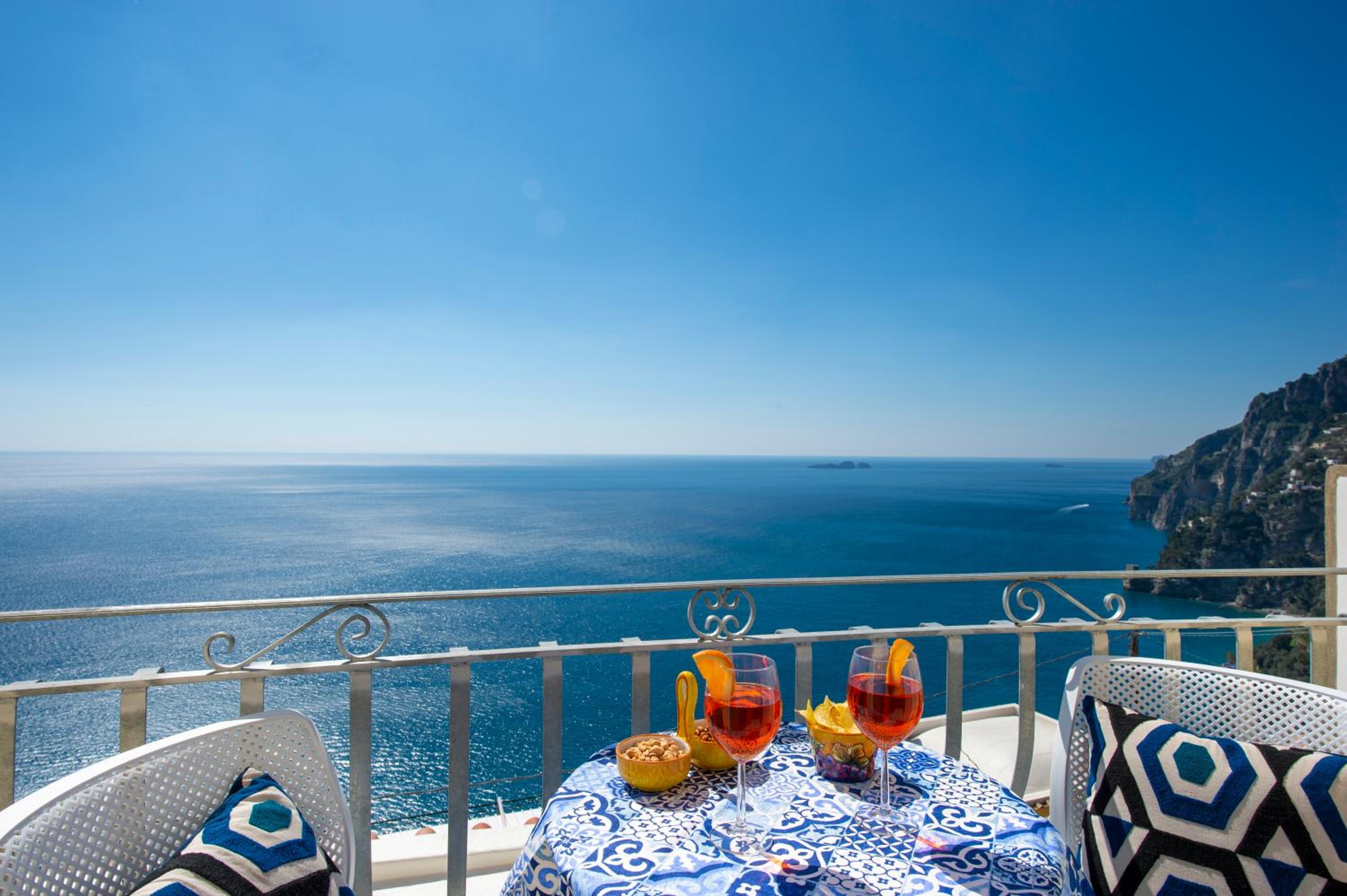 Hotel Le Ali sul Mare,near elevator, few steps, parking - Image 1