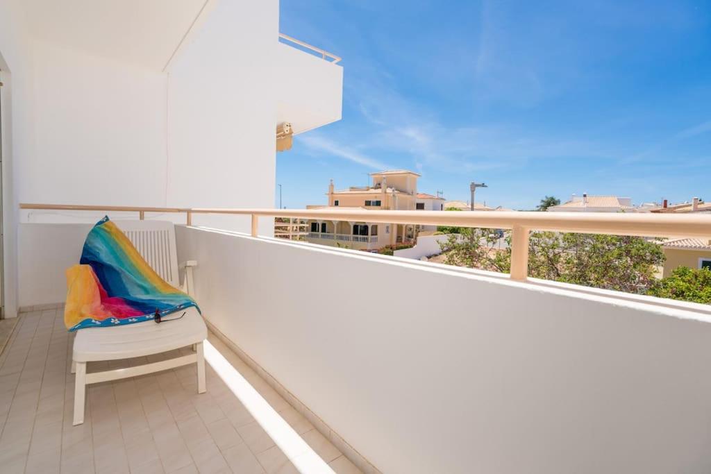Maray Apartment near Porto de Mós and Praia Dona Ana