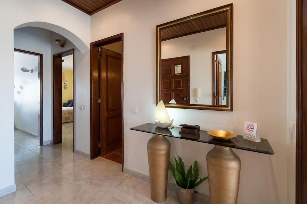 Maray Apartment near Porto de Mós and Praia Dona Ana