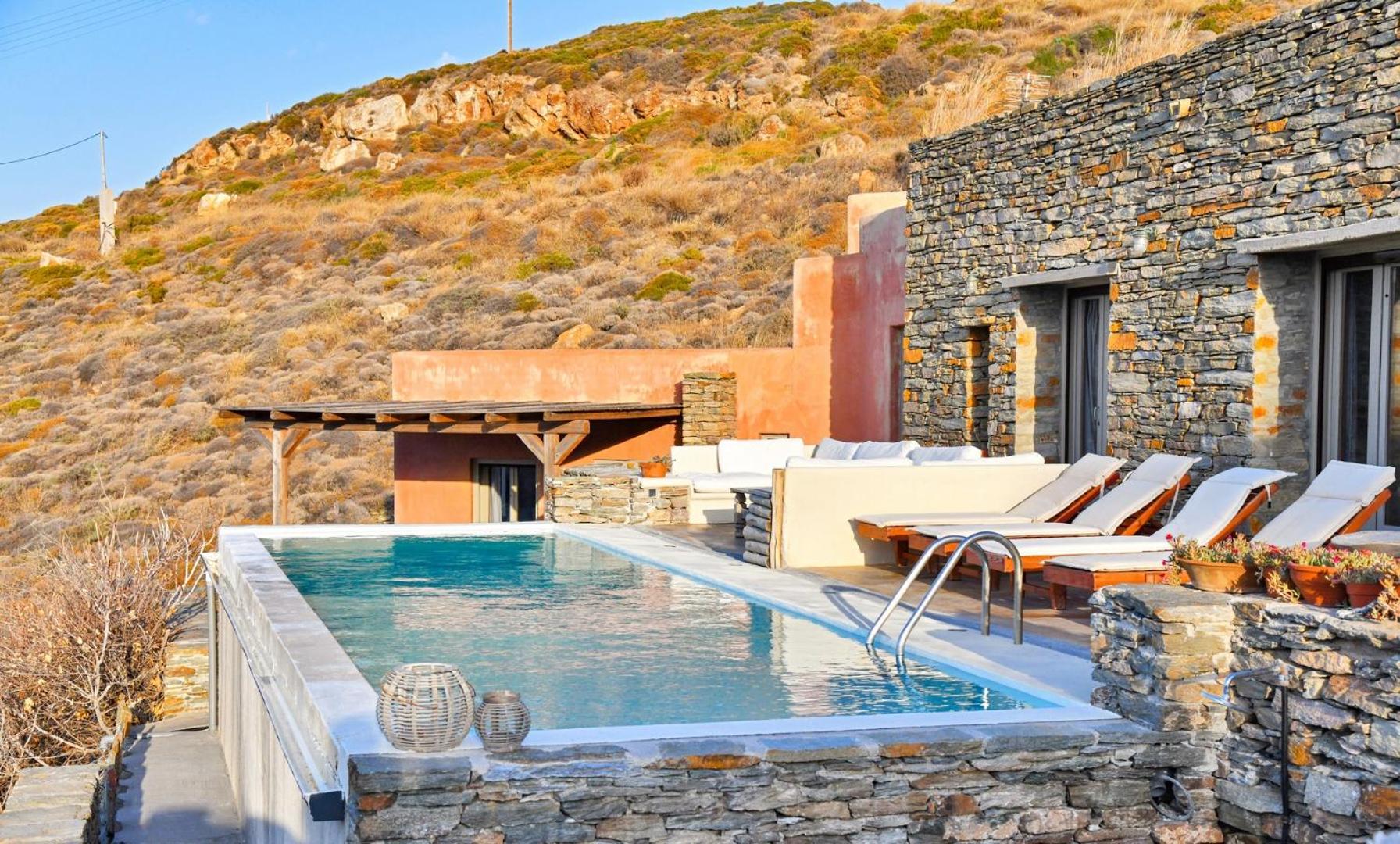 The Charming Waterfront Retreat, with a swimming pool & direct access to the sea, ideal for large families, or a group of friends view 4