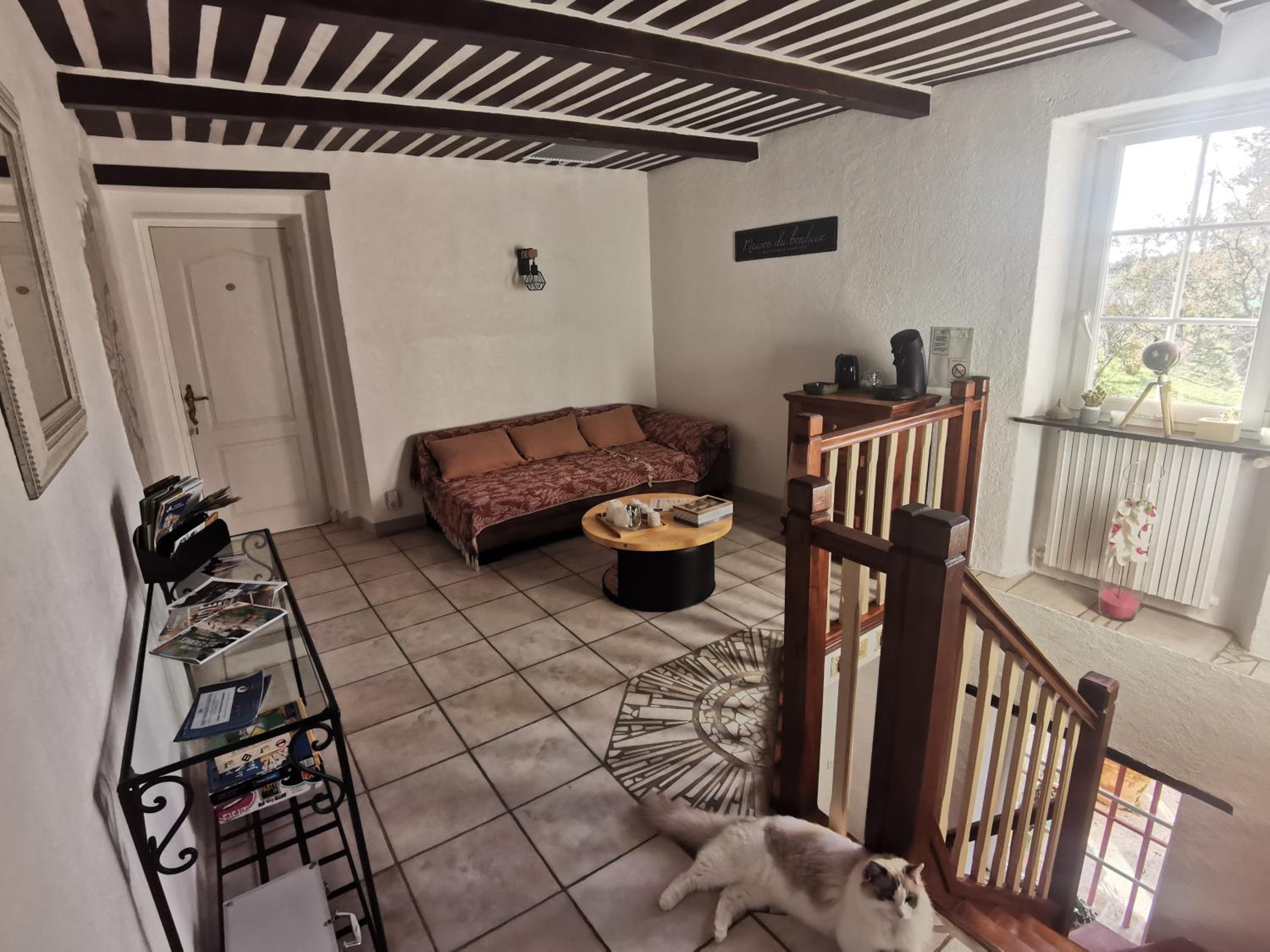 Mas La belle Ambroise - Chambres d'hôtes et Studio view 3