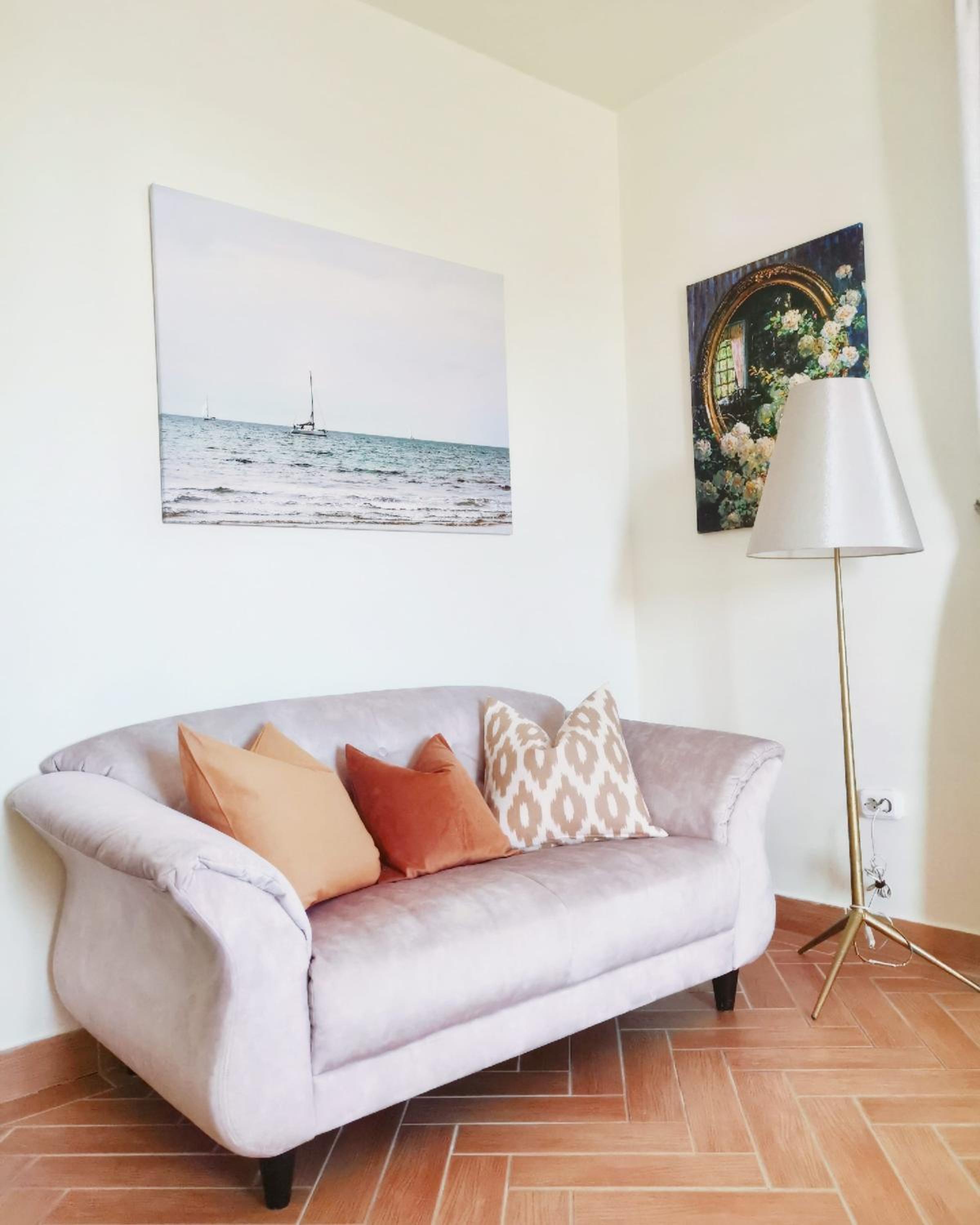Bellevue Apartment with AC & heating & terrace view 3