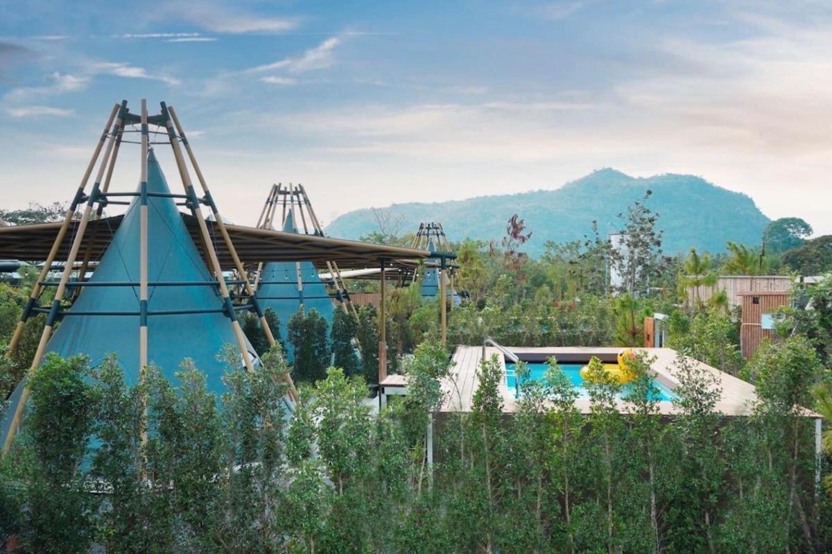 children's play area