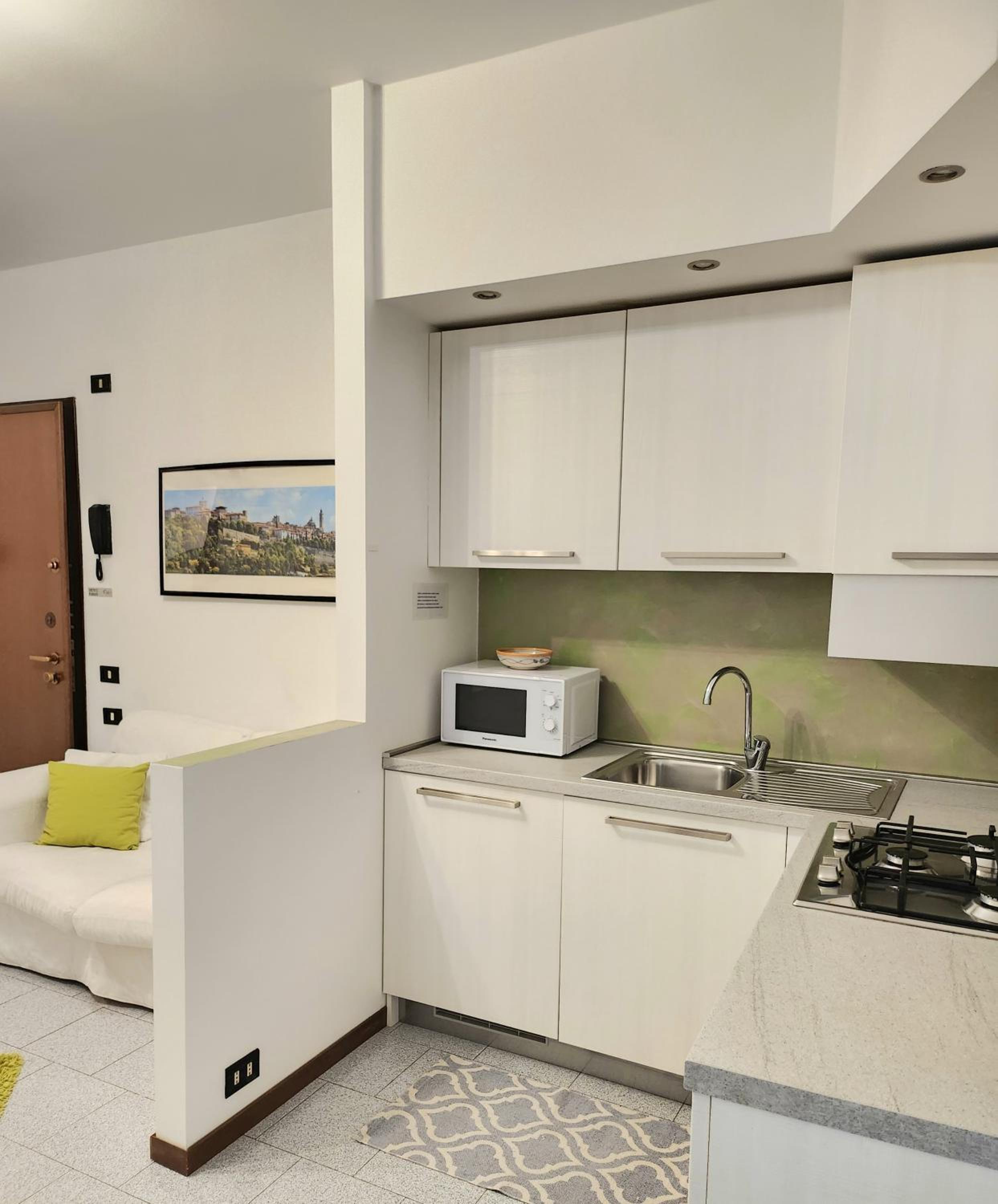 Comfort Accommodation Residence view 4