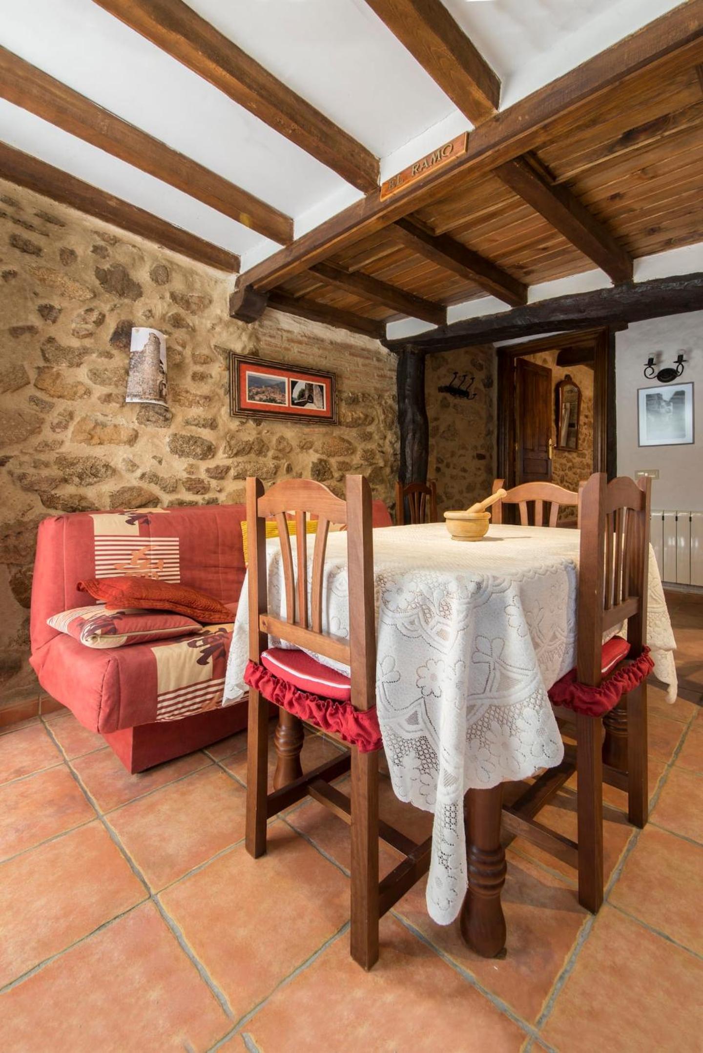 CASA PETRA
