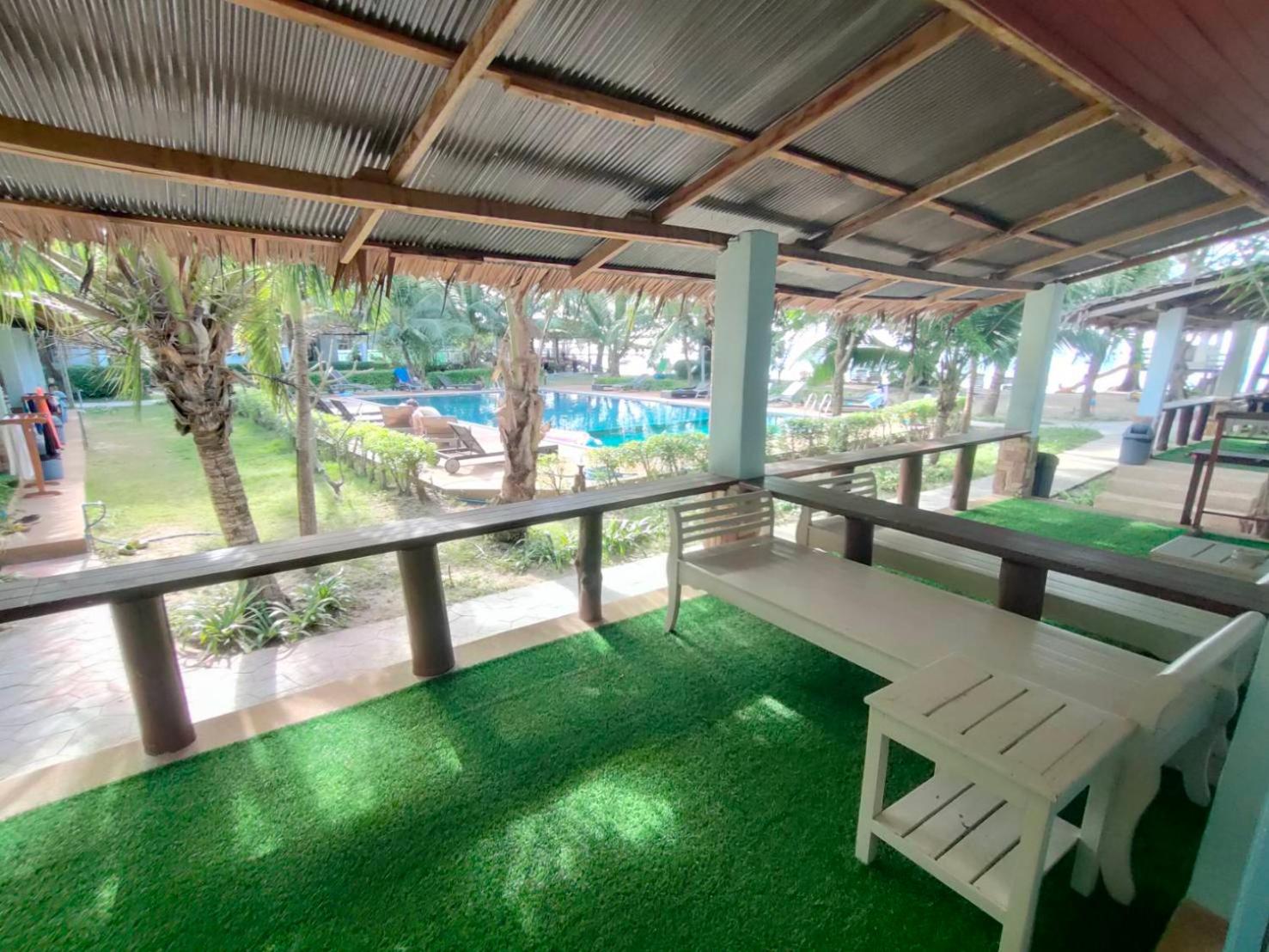 Banana Beach Resort