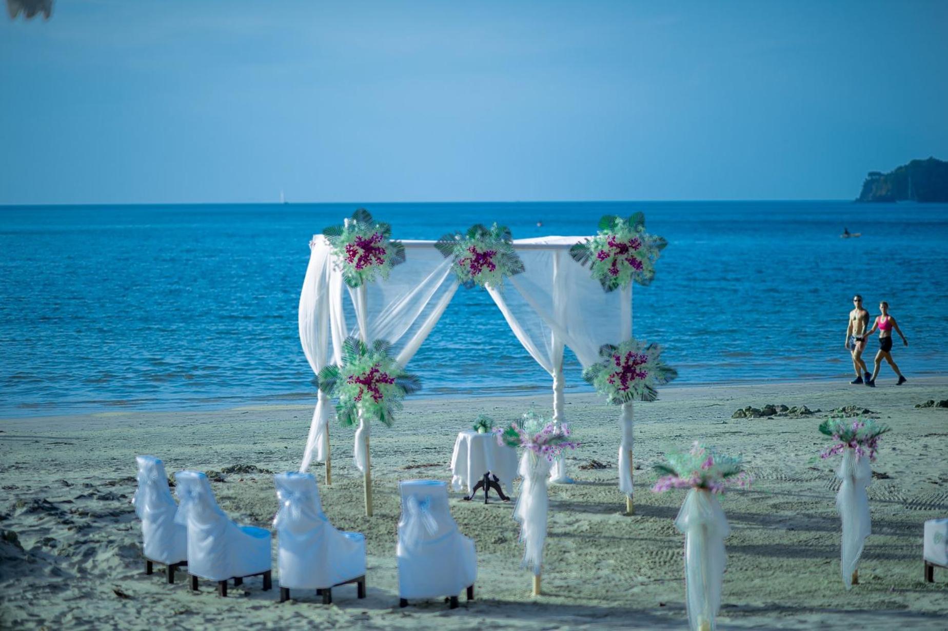 Banana Beach Resort