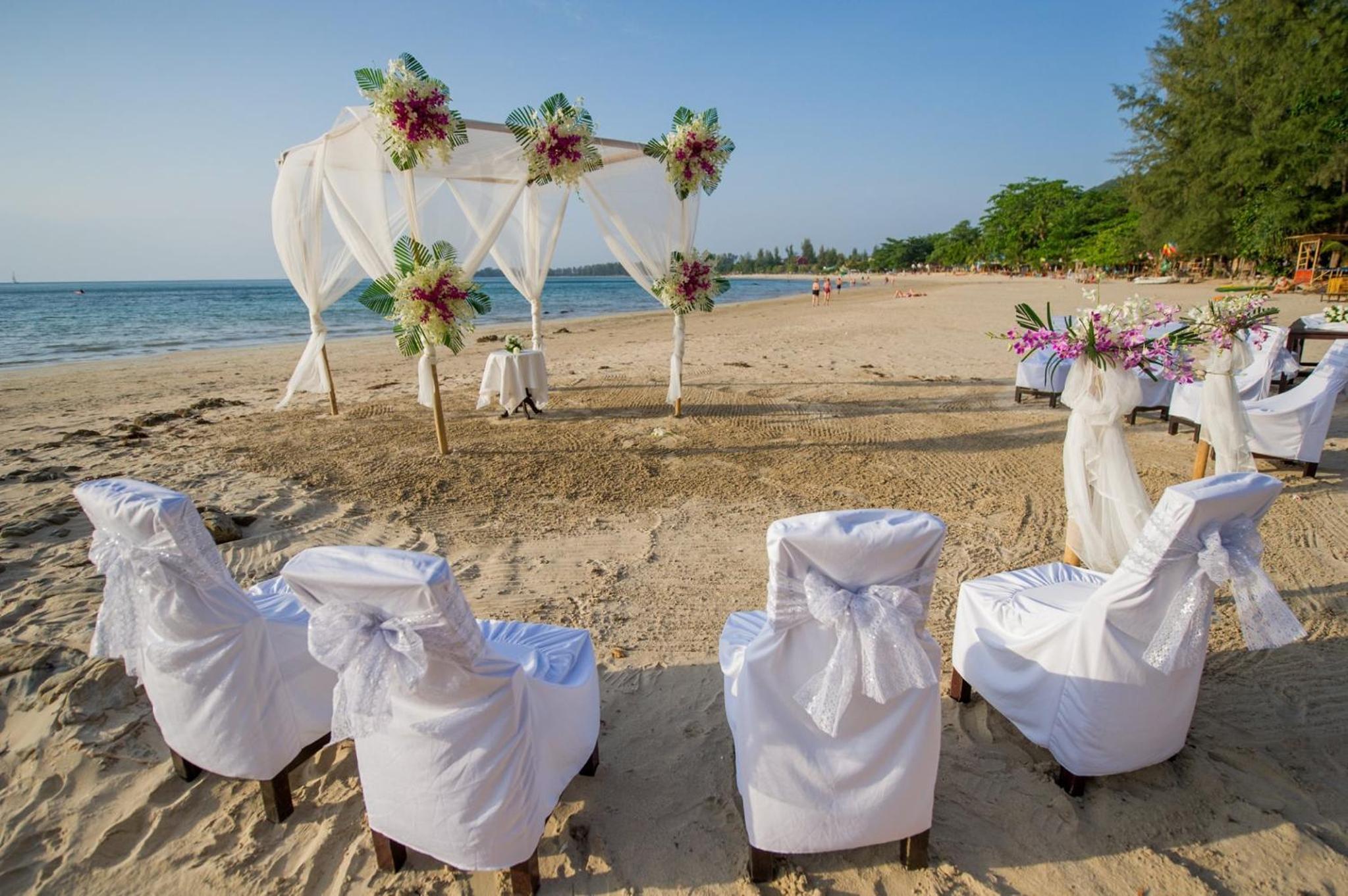 Banana Beach Resort