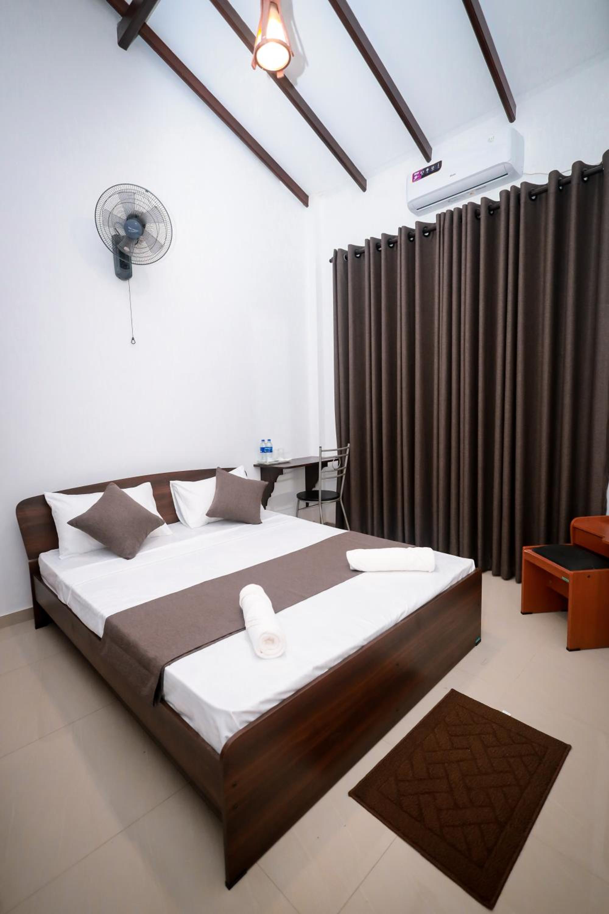 Howick Residence