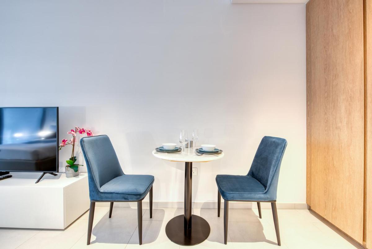 Maison Privee - Luxury, Spacious, Modern Near Burj Khalifa and Dubai Canal