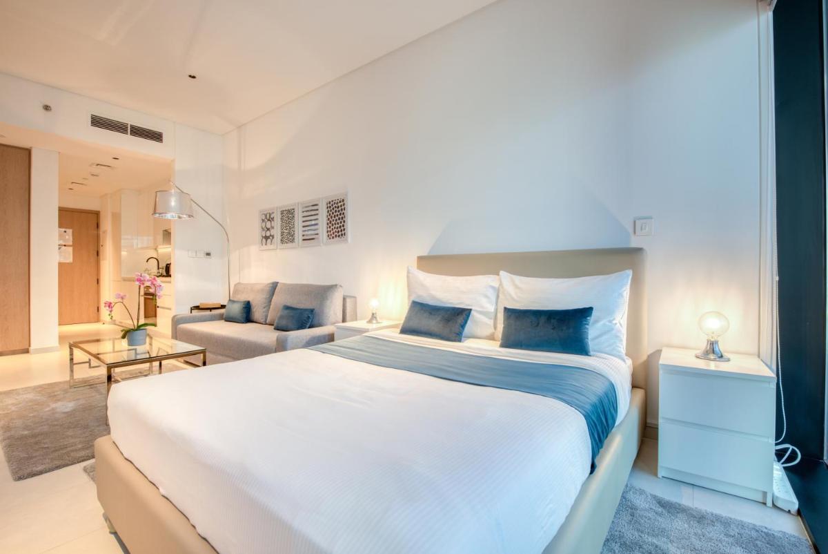 Maison Privee - Luxury, Spacious, Modern Near Burj Khalifa and Dubai Canal