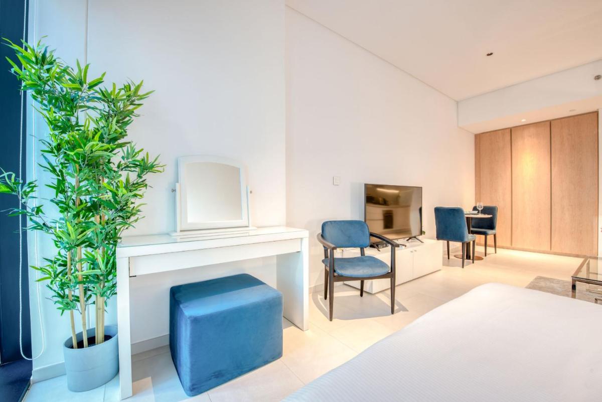 Maison Privee - Luxury, Spacious, Modern Near Burj Khalifa and Dubai Canal