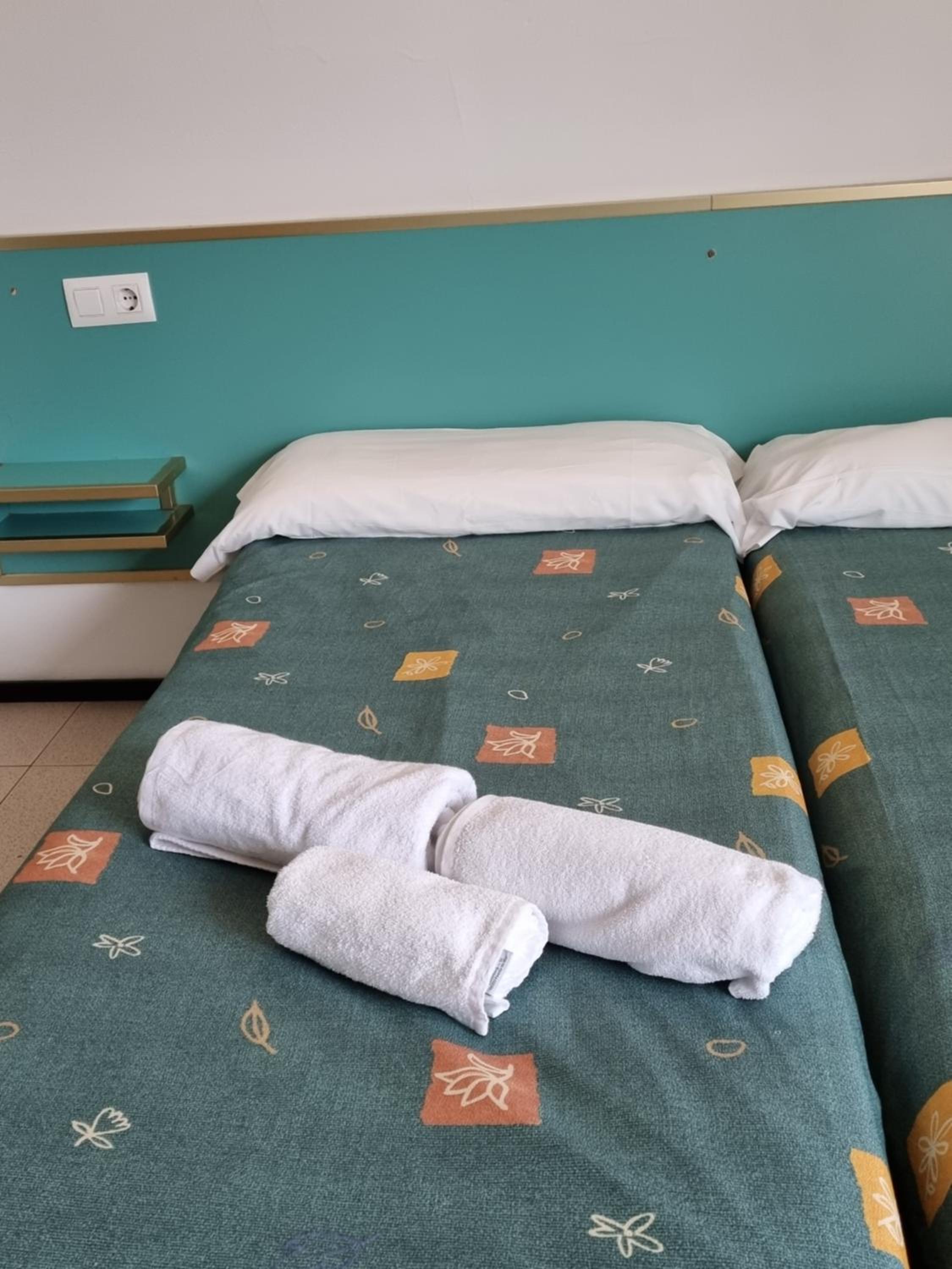 Apartments Lloret Sun