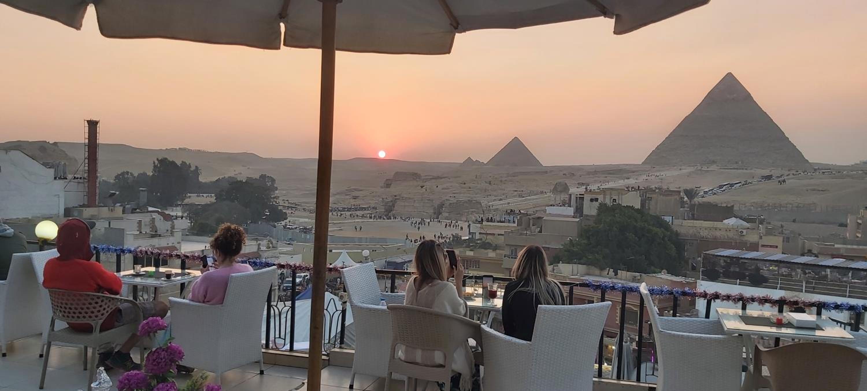 Golden Pyramids view guest house