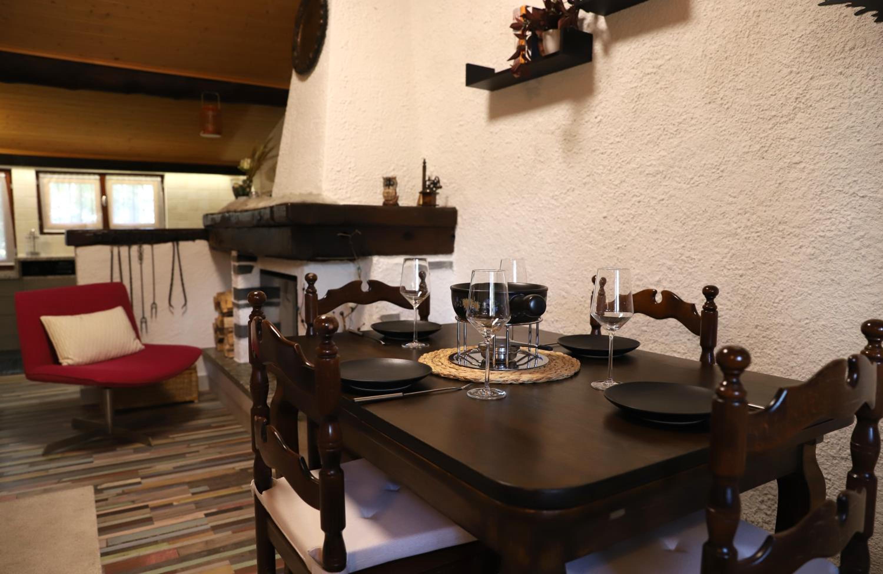 [Chalet Villa Maria] con Vista Montagne - Netflix view 2
