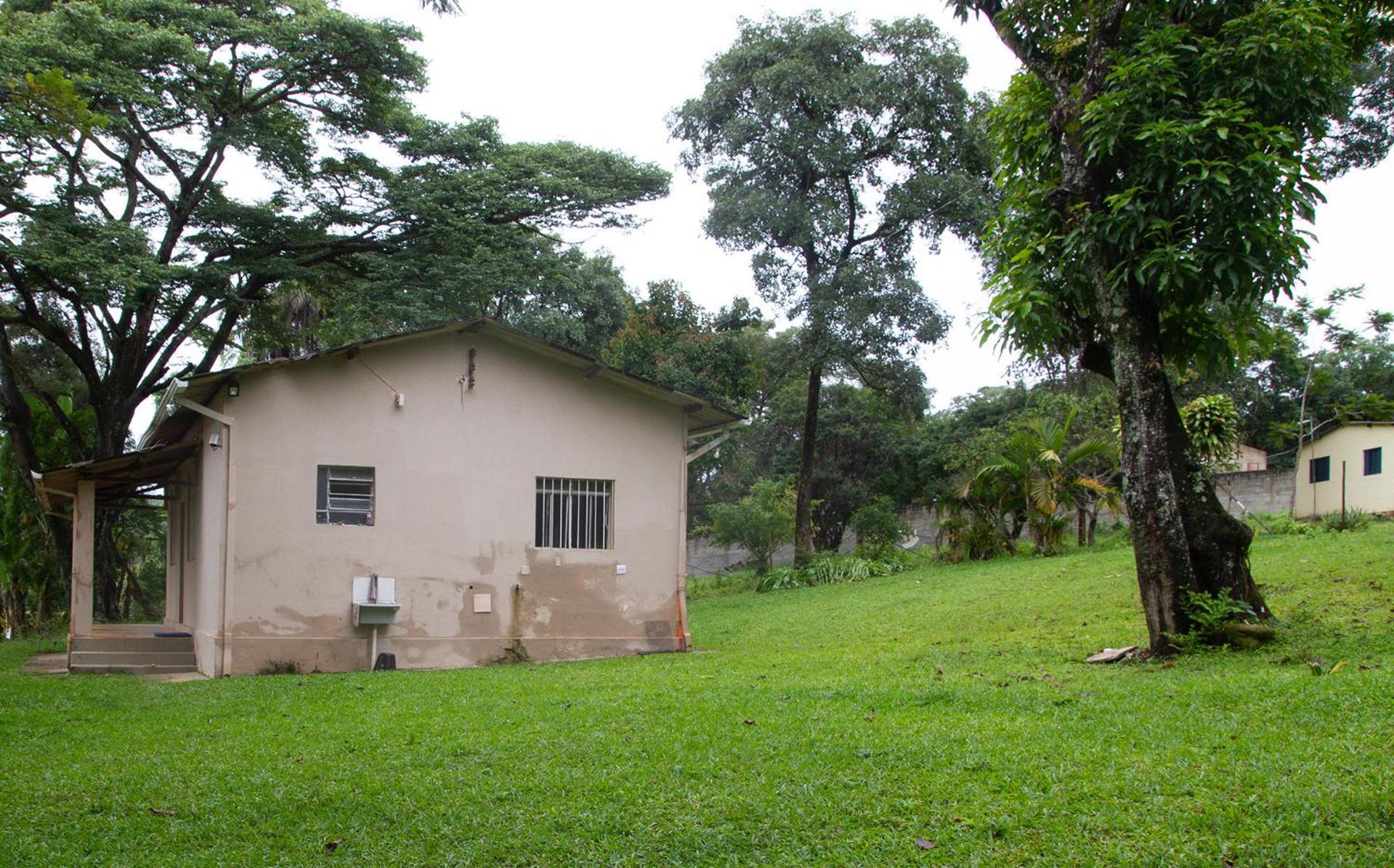 Chacara com WiFi de frente a lagoa em Betim MG