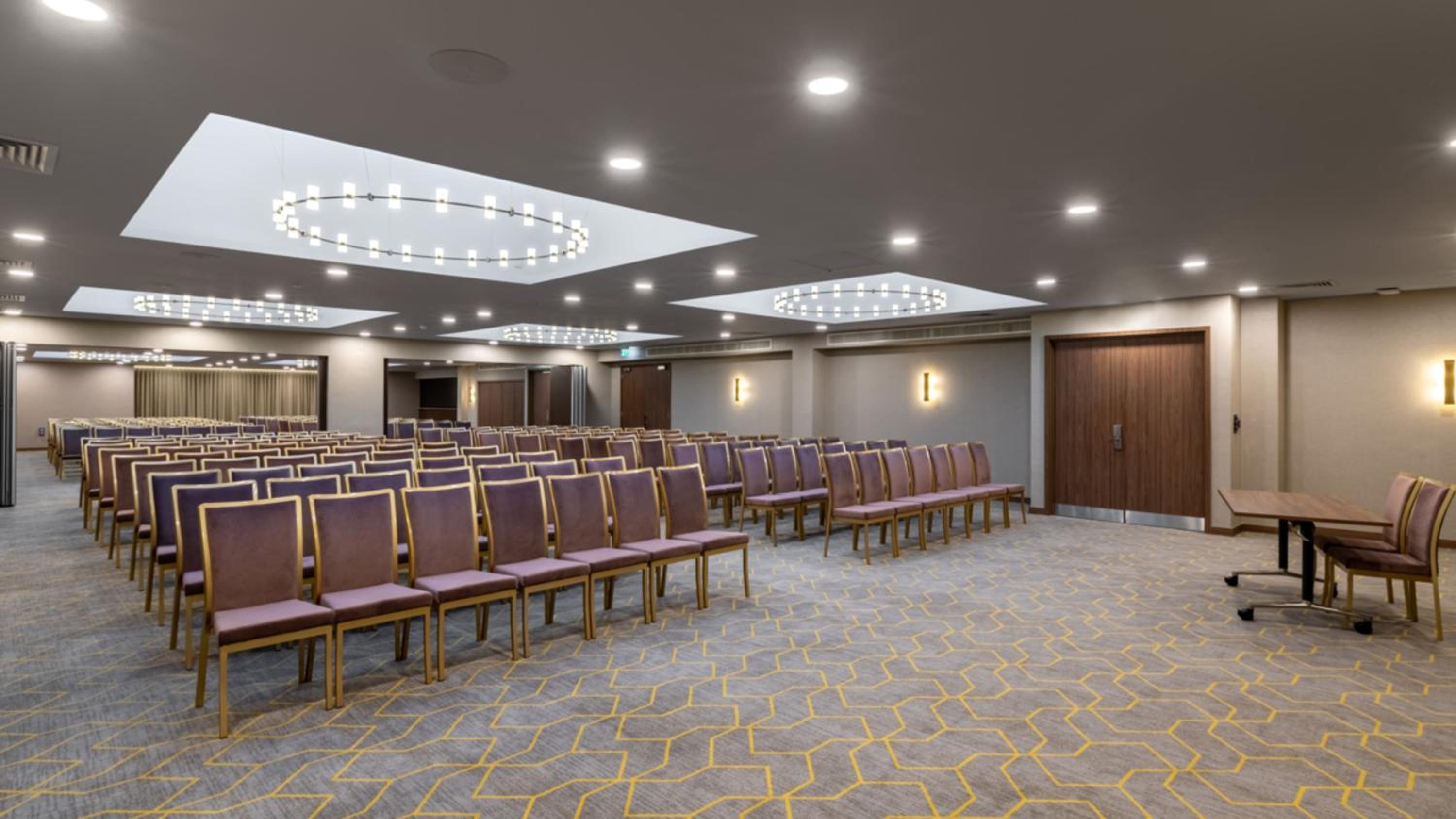 Crawley Vacations - Holiday Inn London Gatwick - Worth, an IHG Hotel - Property Image 5