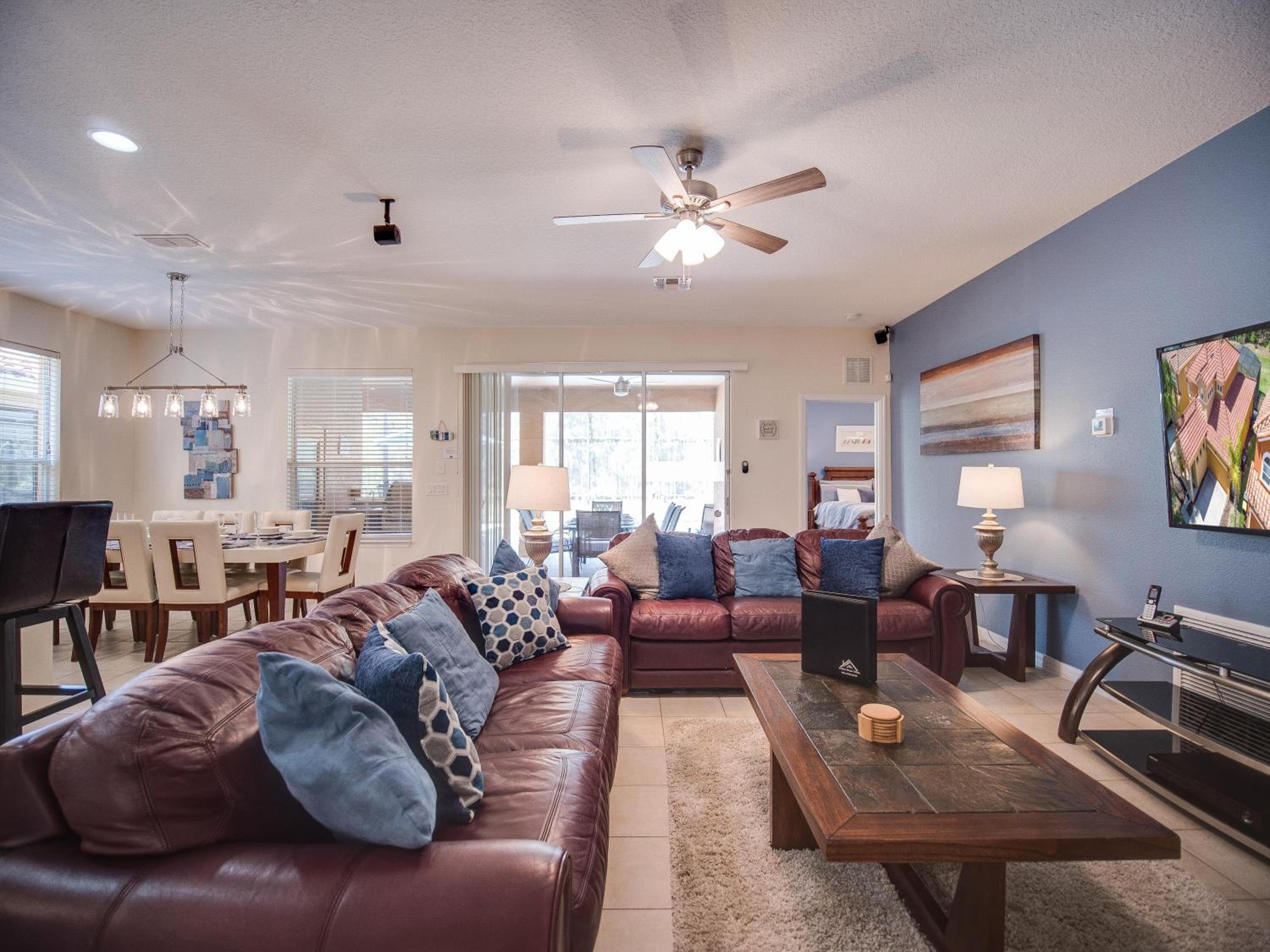 Family Friendly Vacation Home - Large Pool & Spa - Large Sunny Patio - Game Room - 13 Miles to Disney view 5