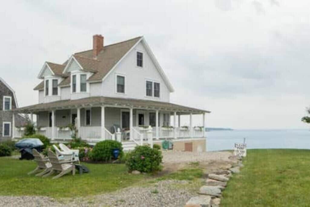 Broadway Cottage- York Beach Oceanfront w/ Incredible Views view 2