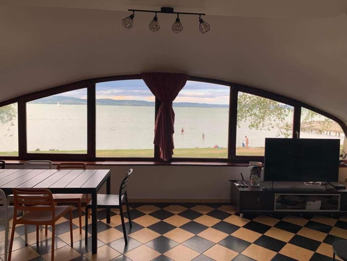Szines Panoráma Apartman view 2