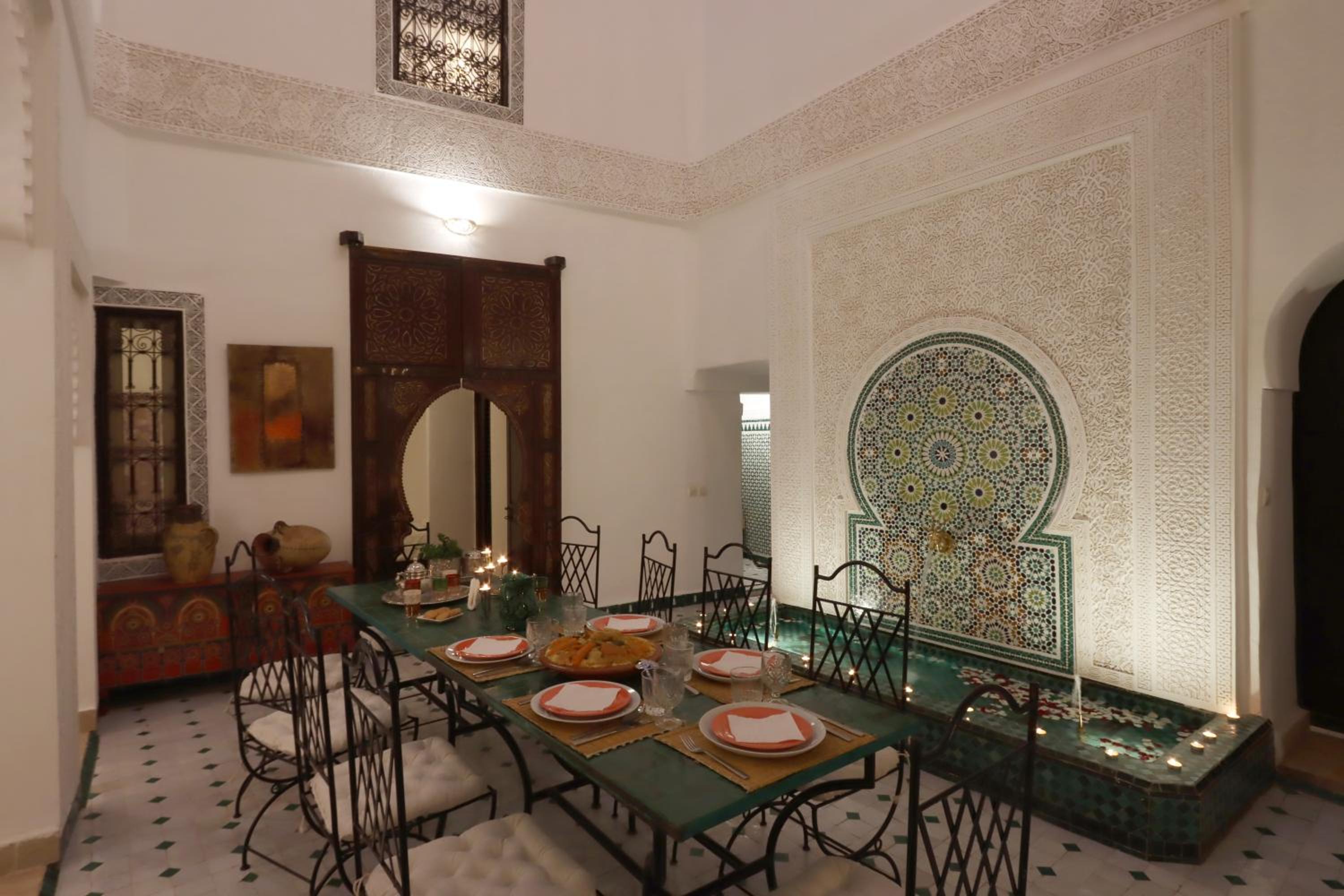 dining