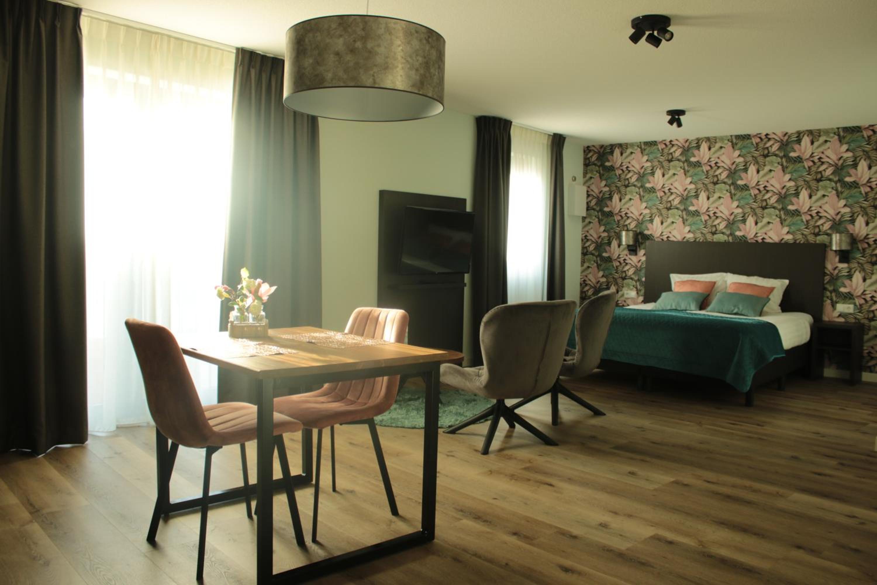 Studio SIS - Aparthotel view 3