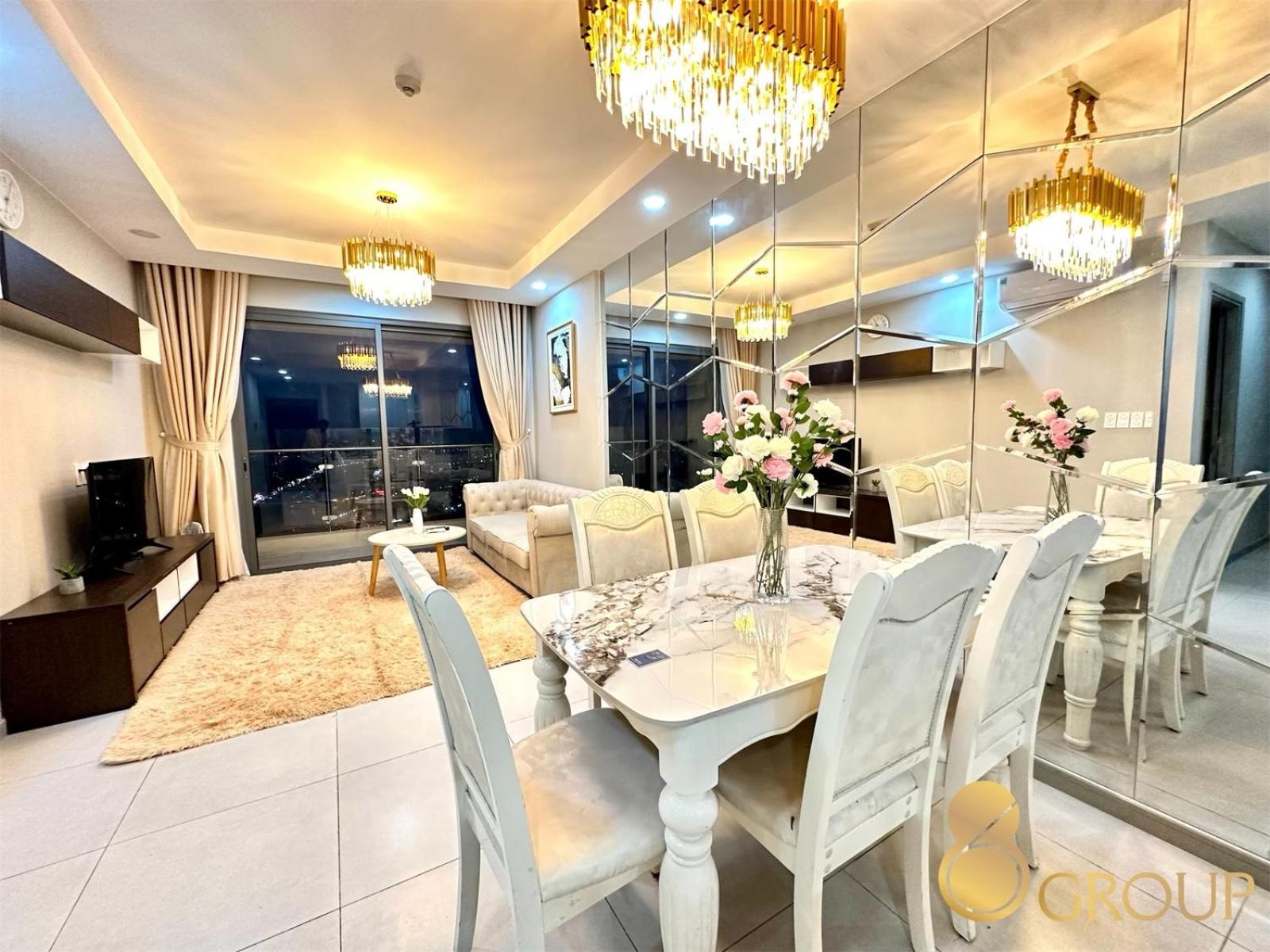 Luxury Gold Apartment 86 -Rooftop Pool Central City