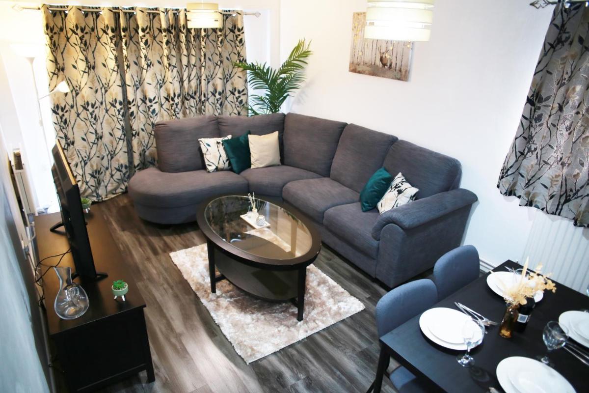 Harrow Vacations - Lovely 2-Bed Apartment in Harrow - Property Image 1