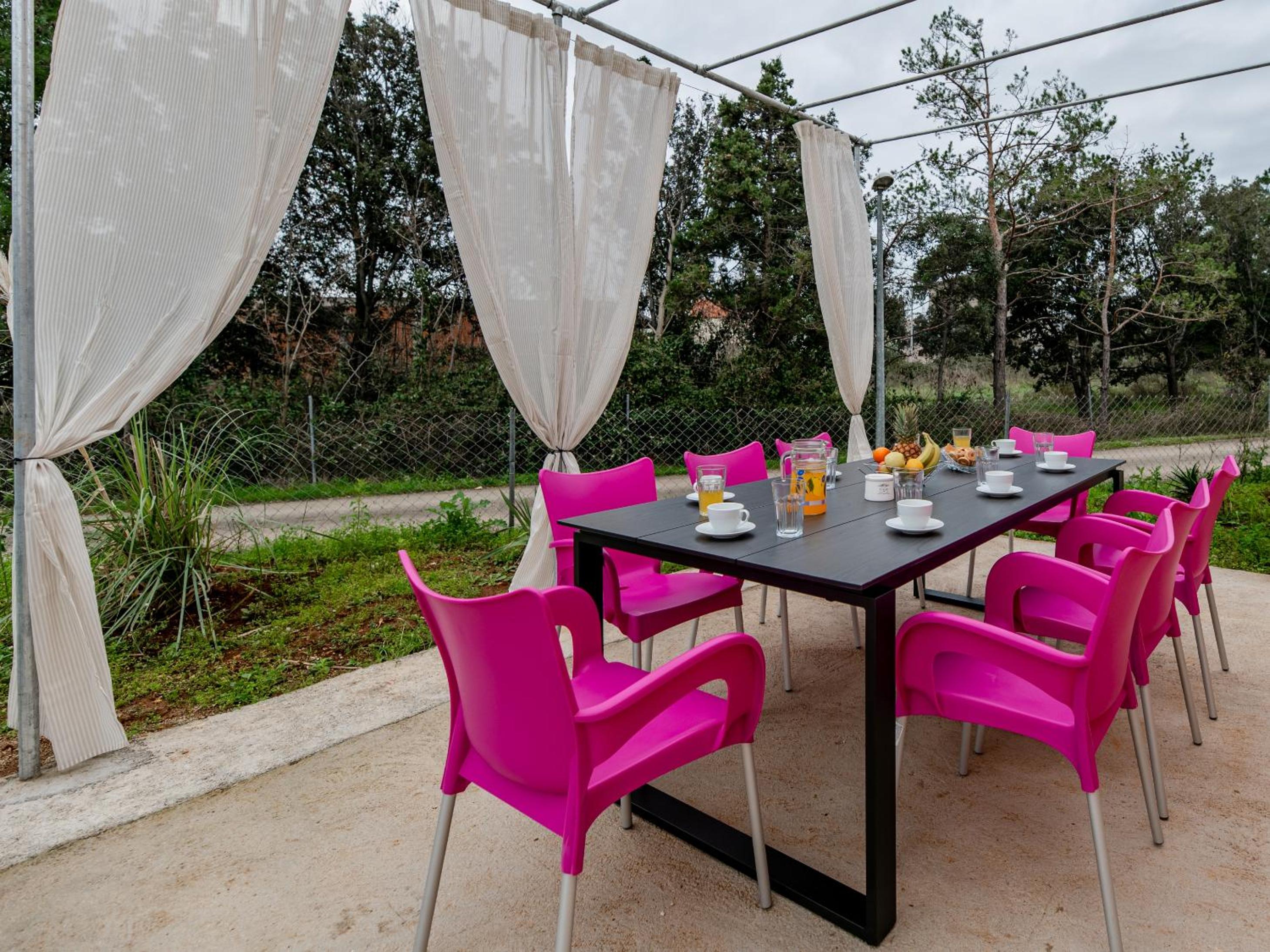 Holiday Home Aria view 4
