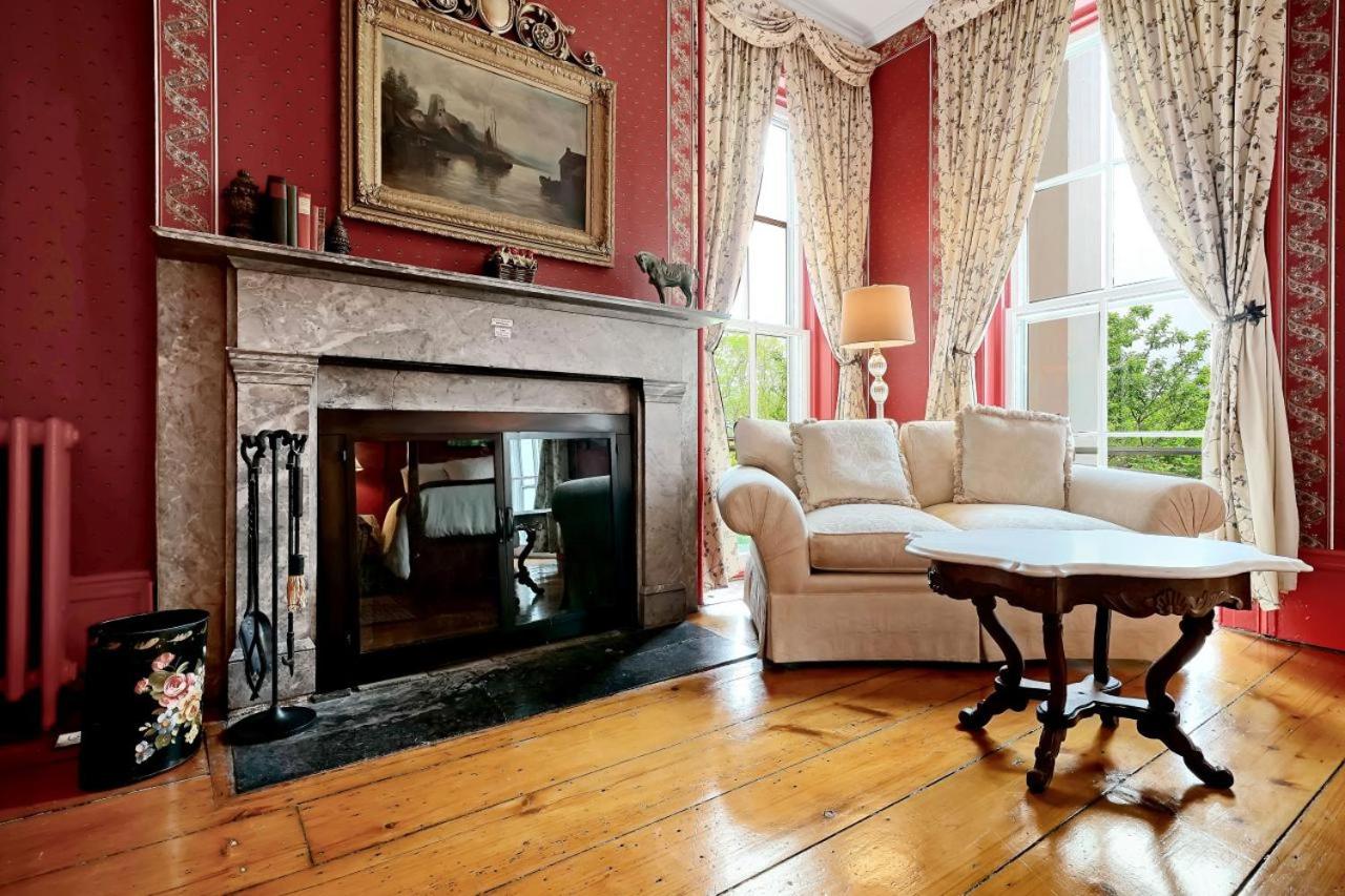 Cromwell Manor Inn - Property Image 4