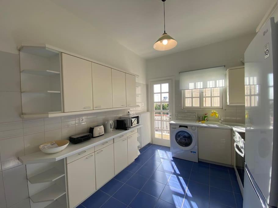 2-bedroom apartment in Athina (Filopappou)
