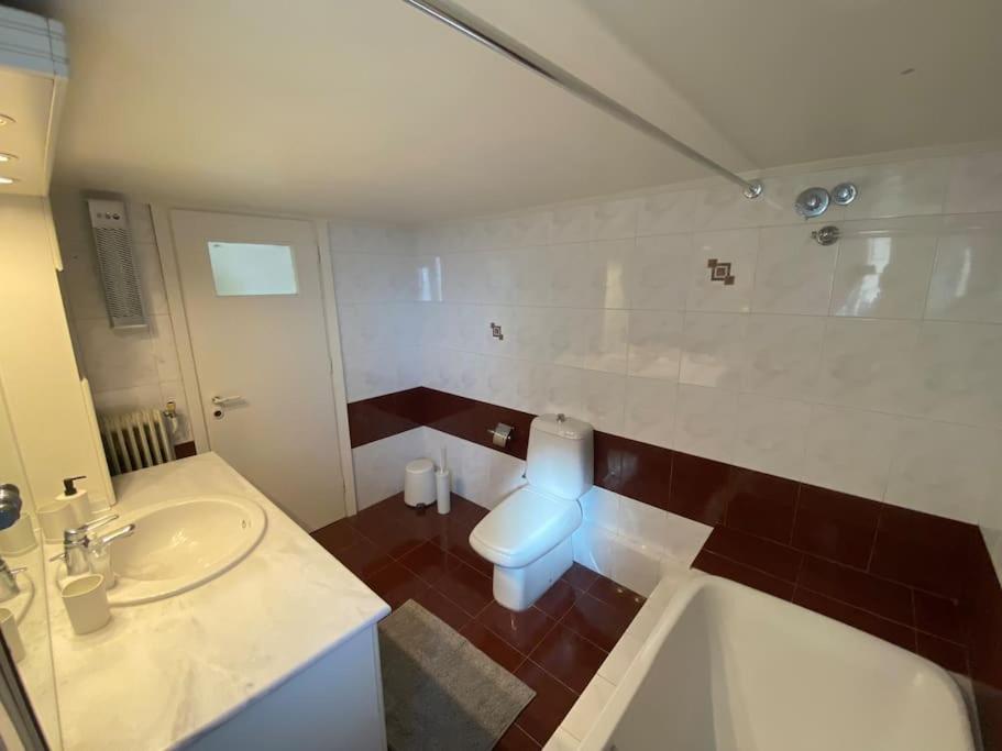 2-bedroom apartment in Athina (Filopappou)