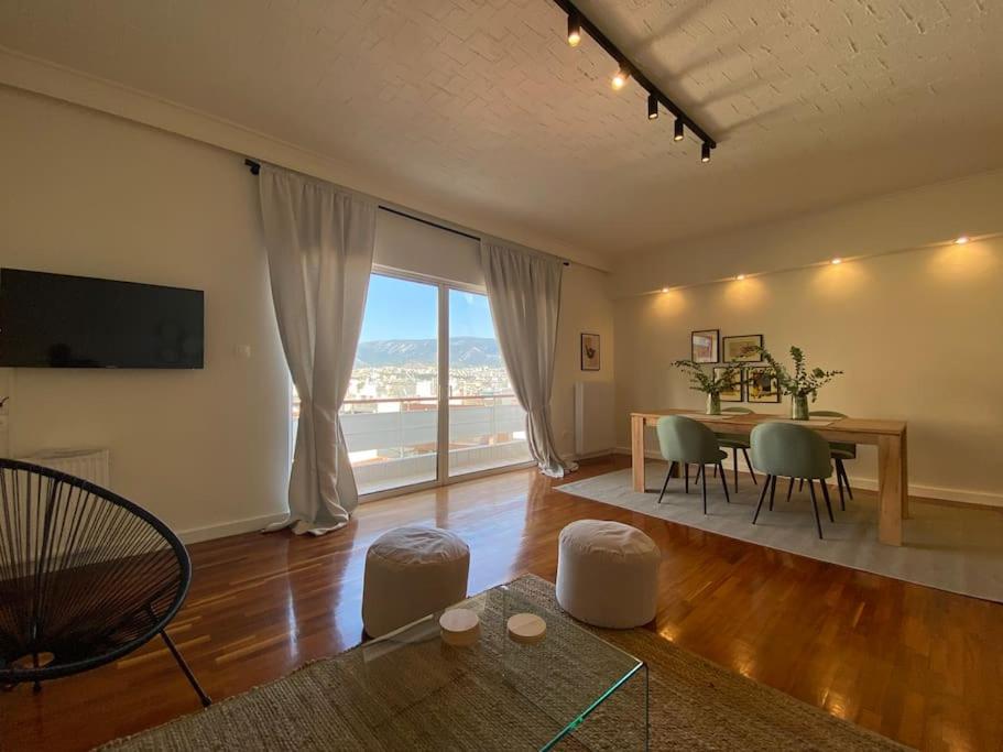 2-bedroom apartment in Athina (Filopappou)