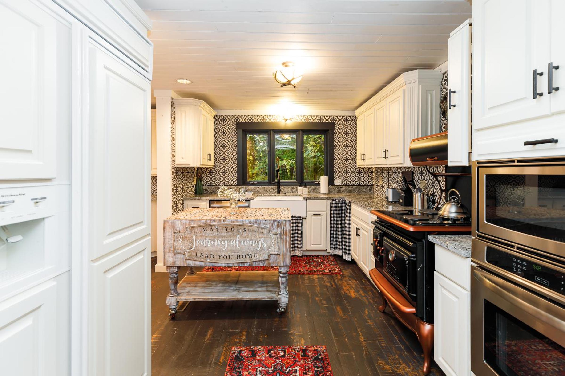 Frogmore Cabin