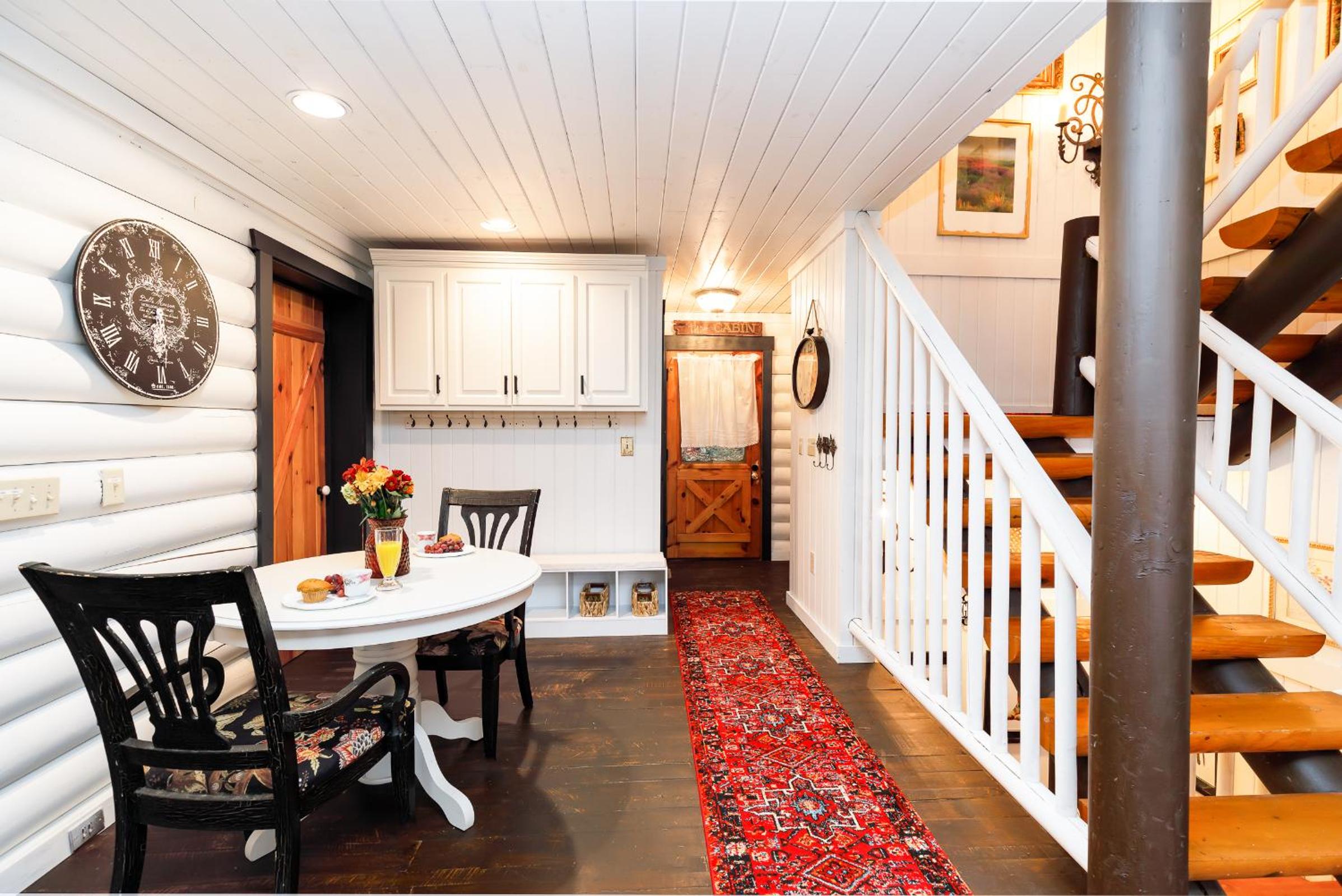 Frogmore Cabin