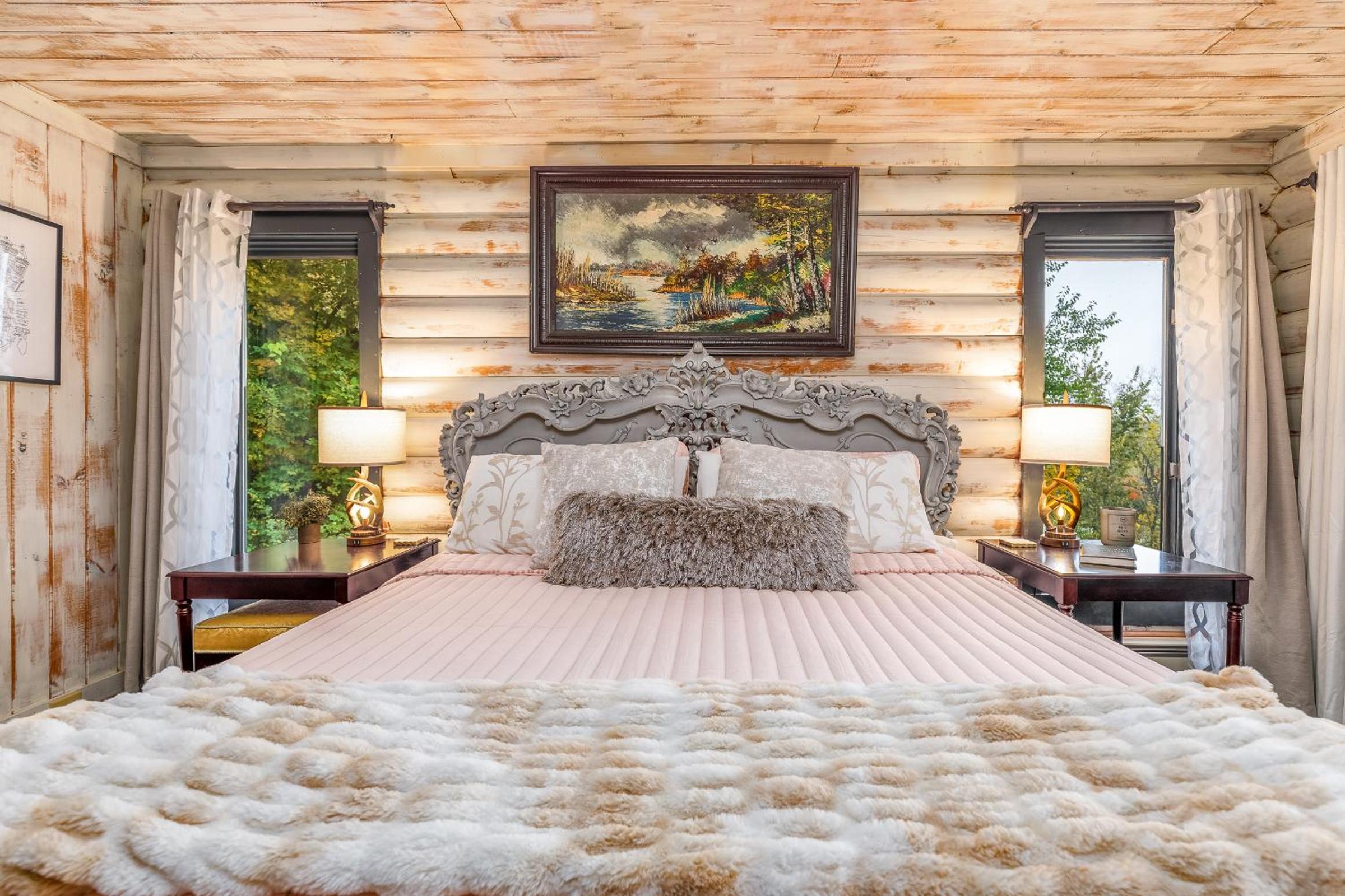 Frogmore Cabin