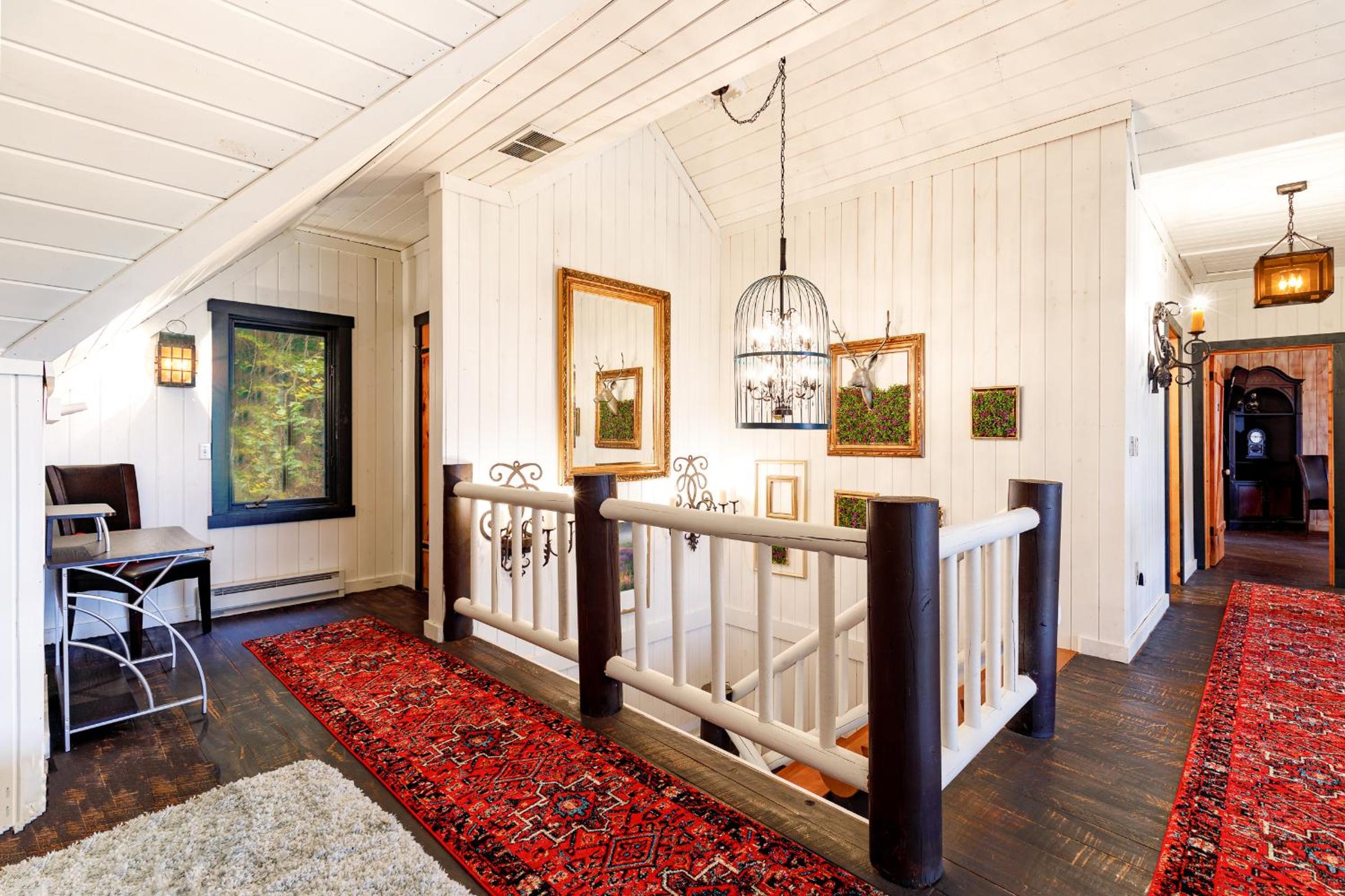 Frogmore Cabin
