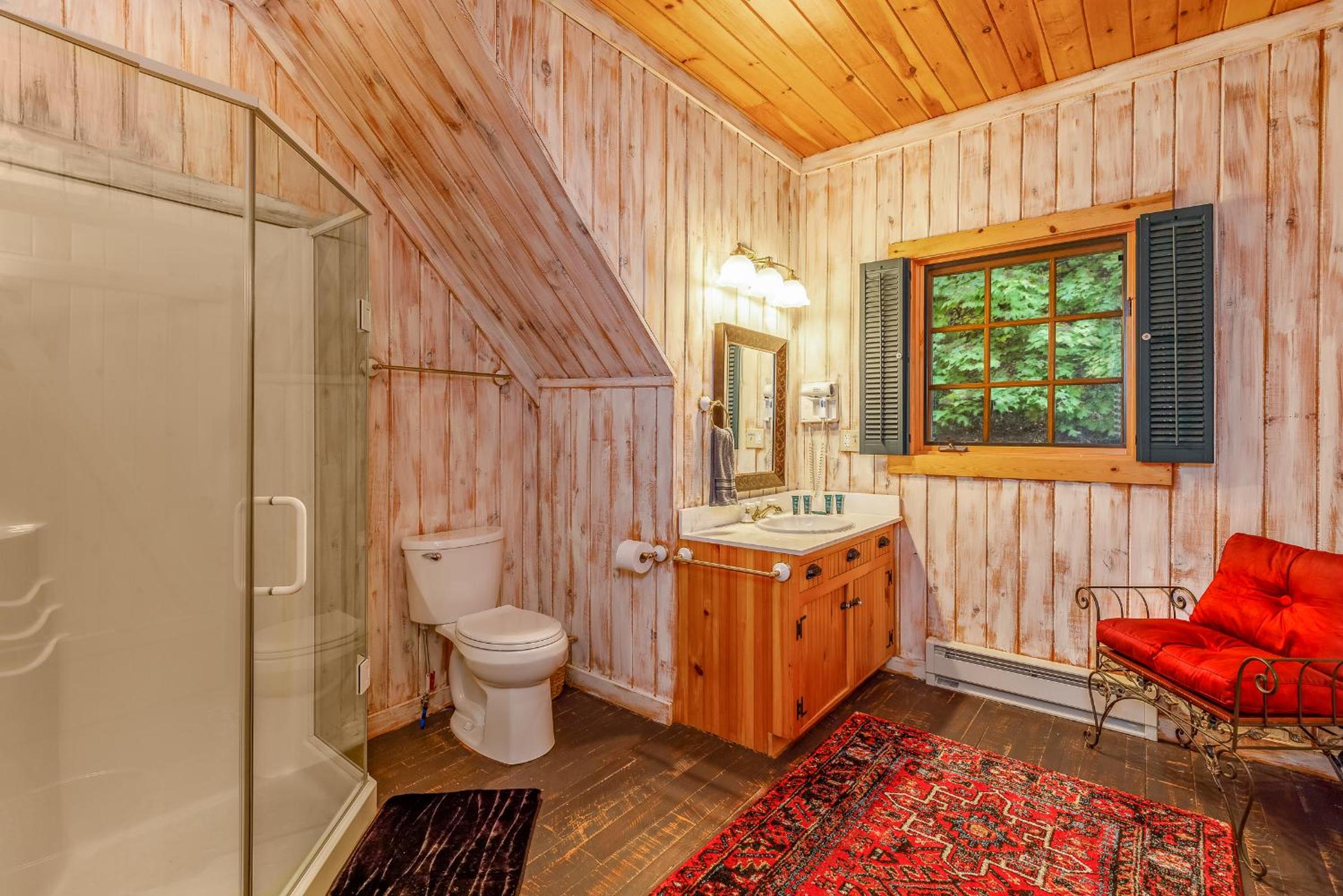 Frogmore Cabin