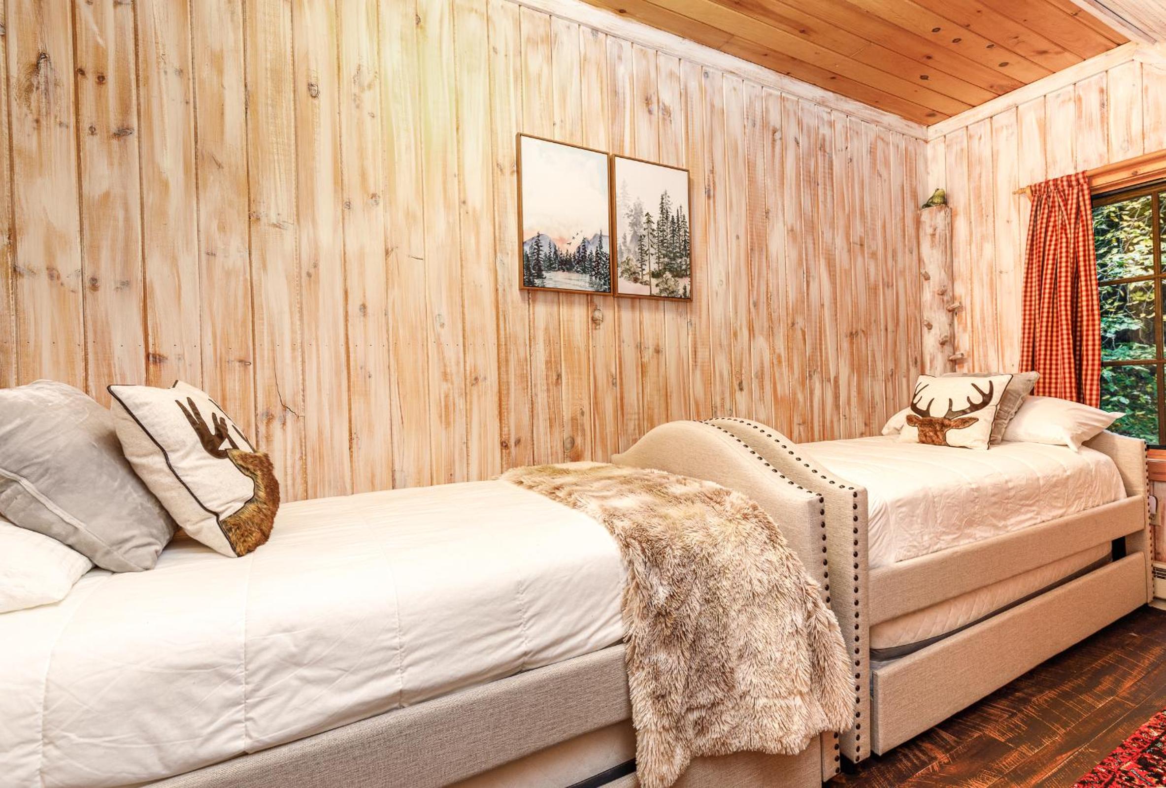 Frogmore Cabin