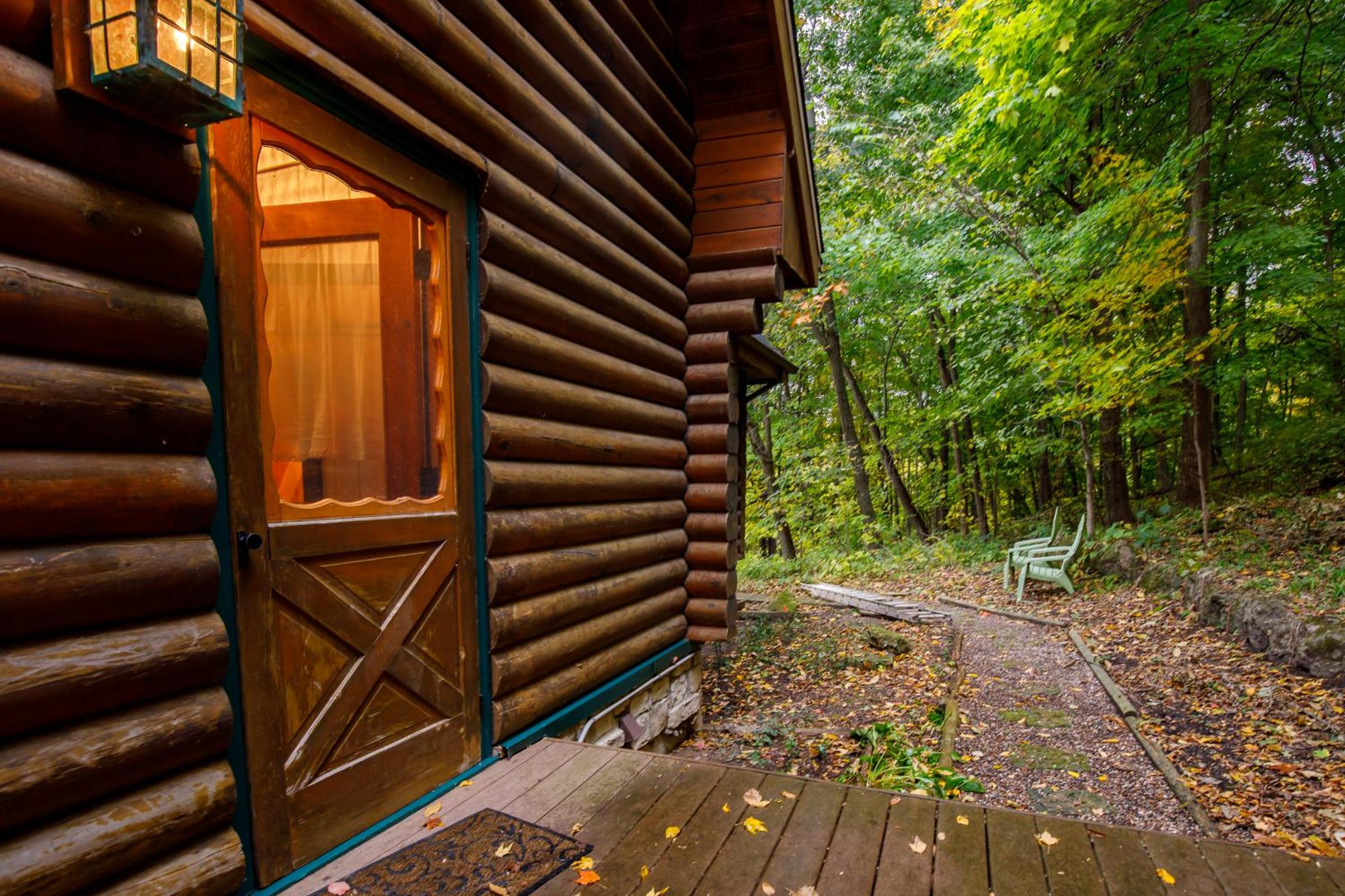 Frogmore Cabin