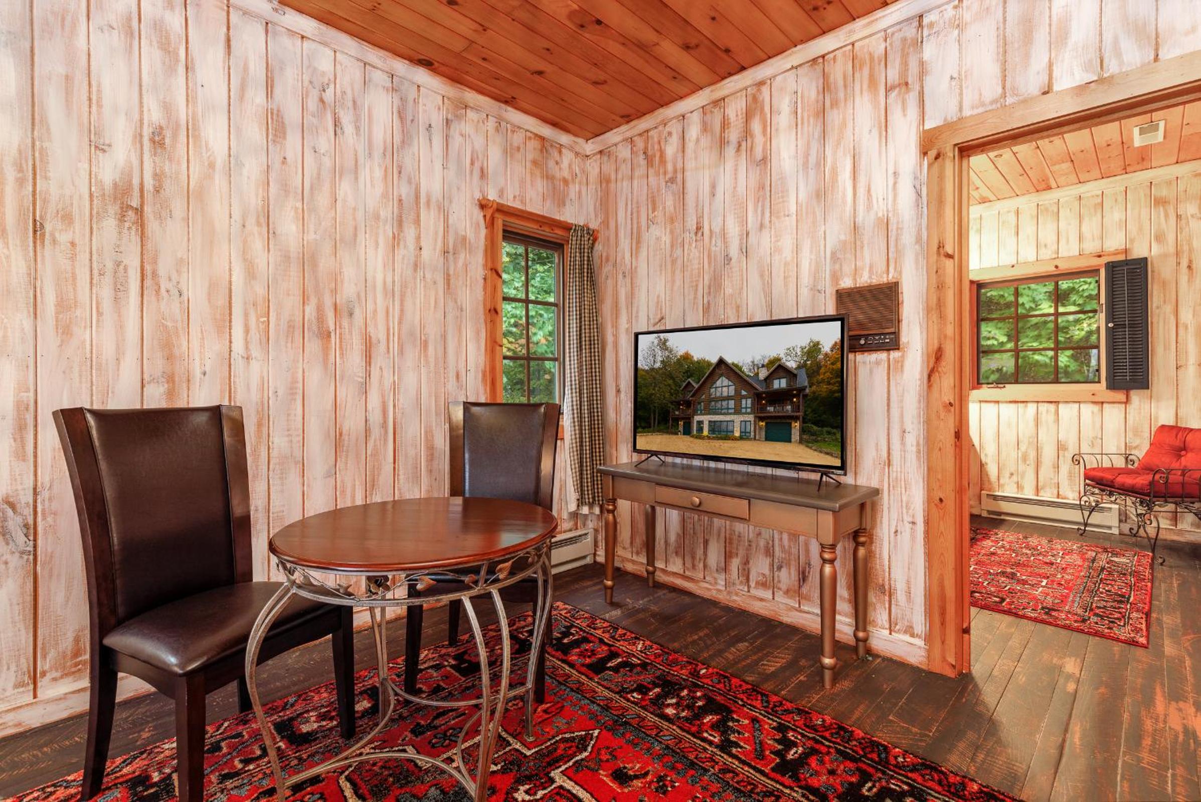 Frogmore Cabin