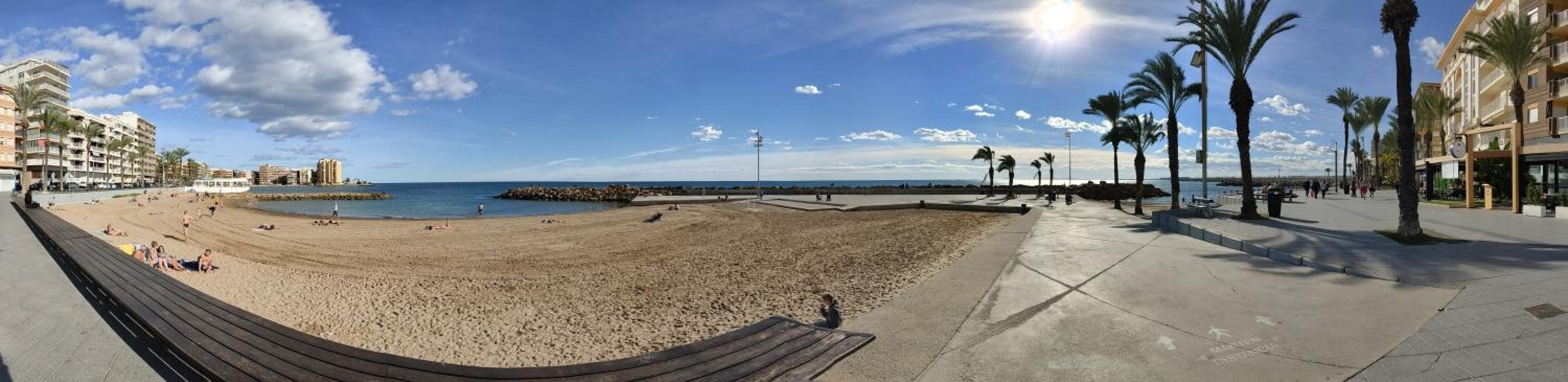 Top floor Torrevieja center apartment