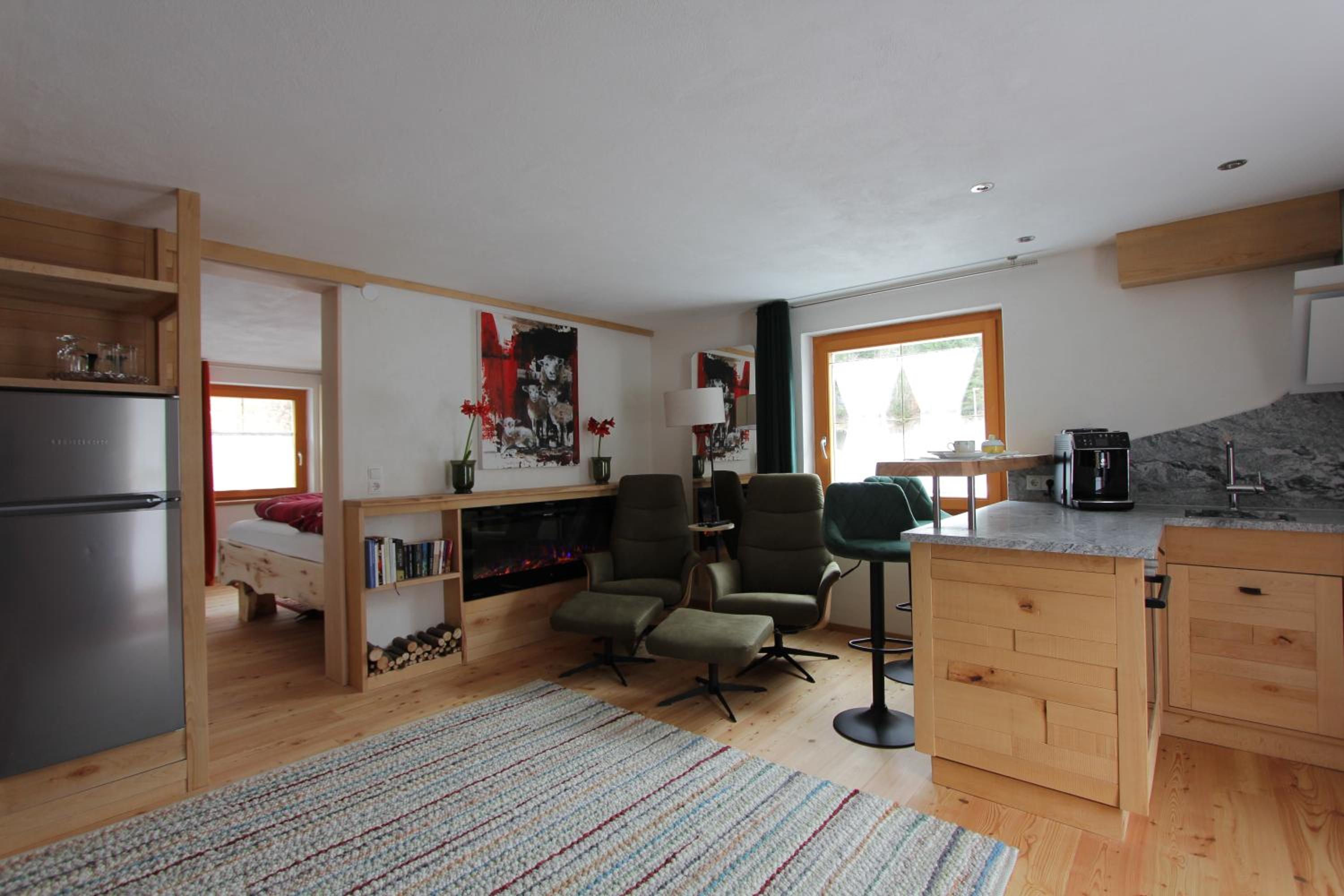 Photo 32