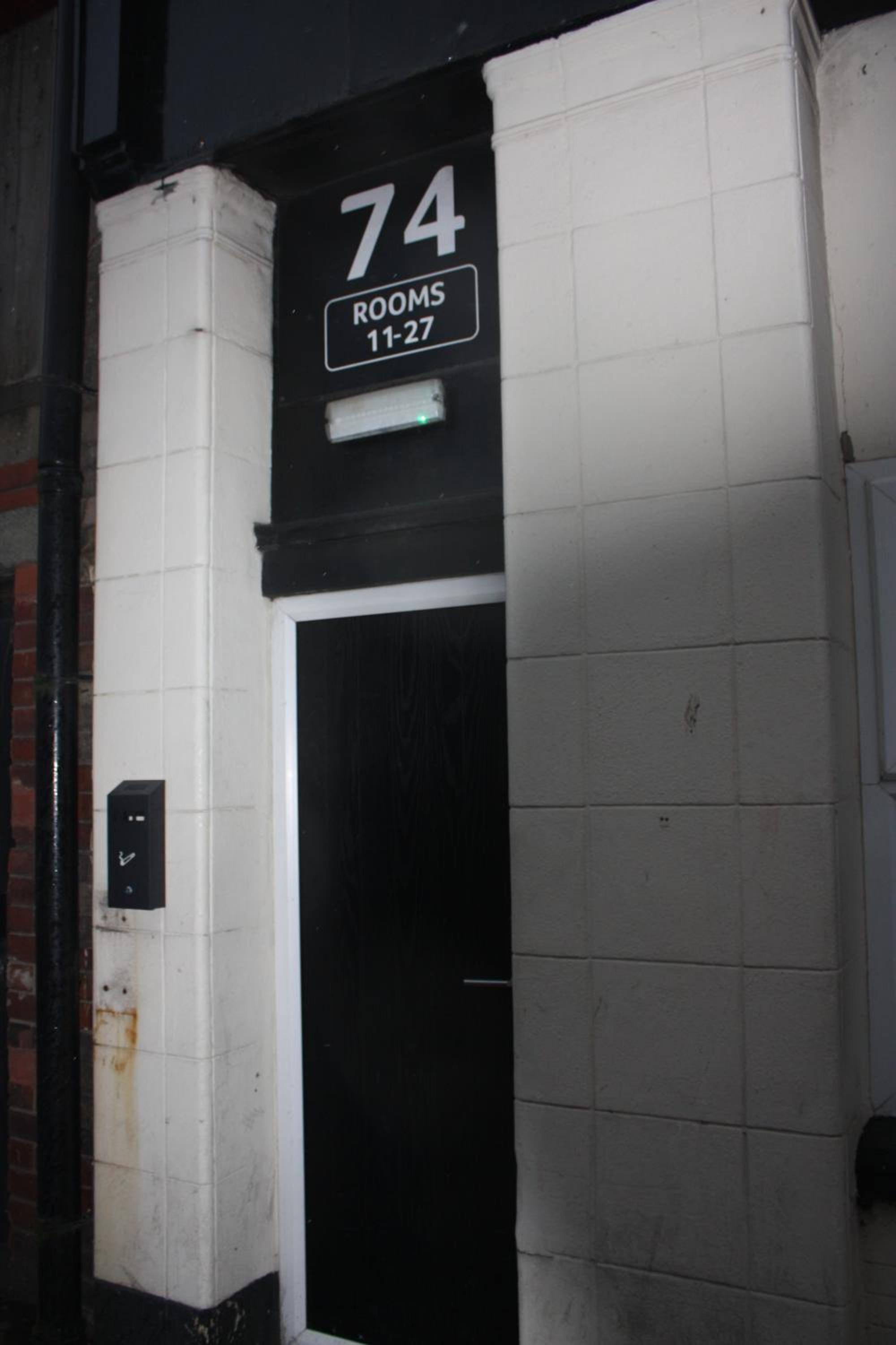 Photo 43