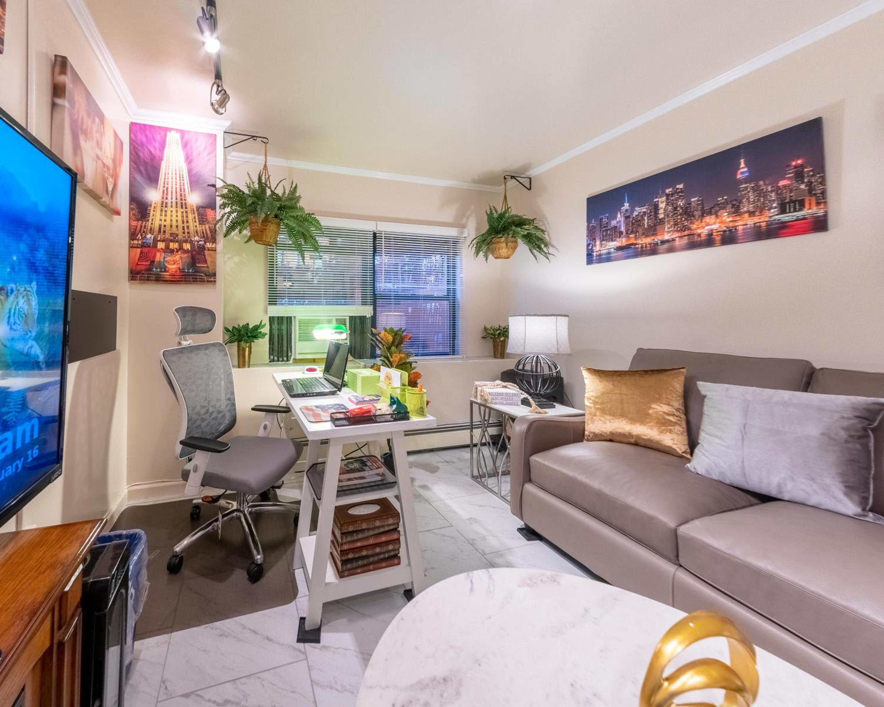 Booking.Com Exxlusive: Fully Furnished One Bedroom Entire Apartment With Full Size Bed. For One Person Or Couple, Soulmate Positive Friendship view 2