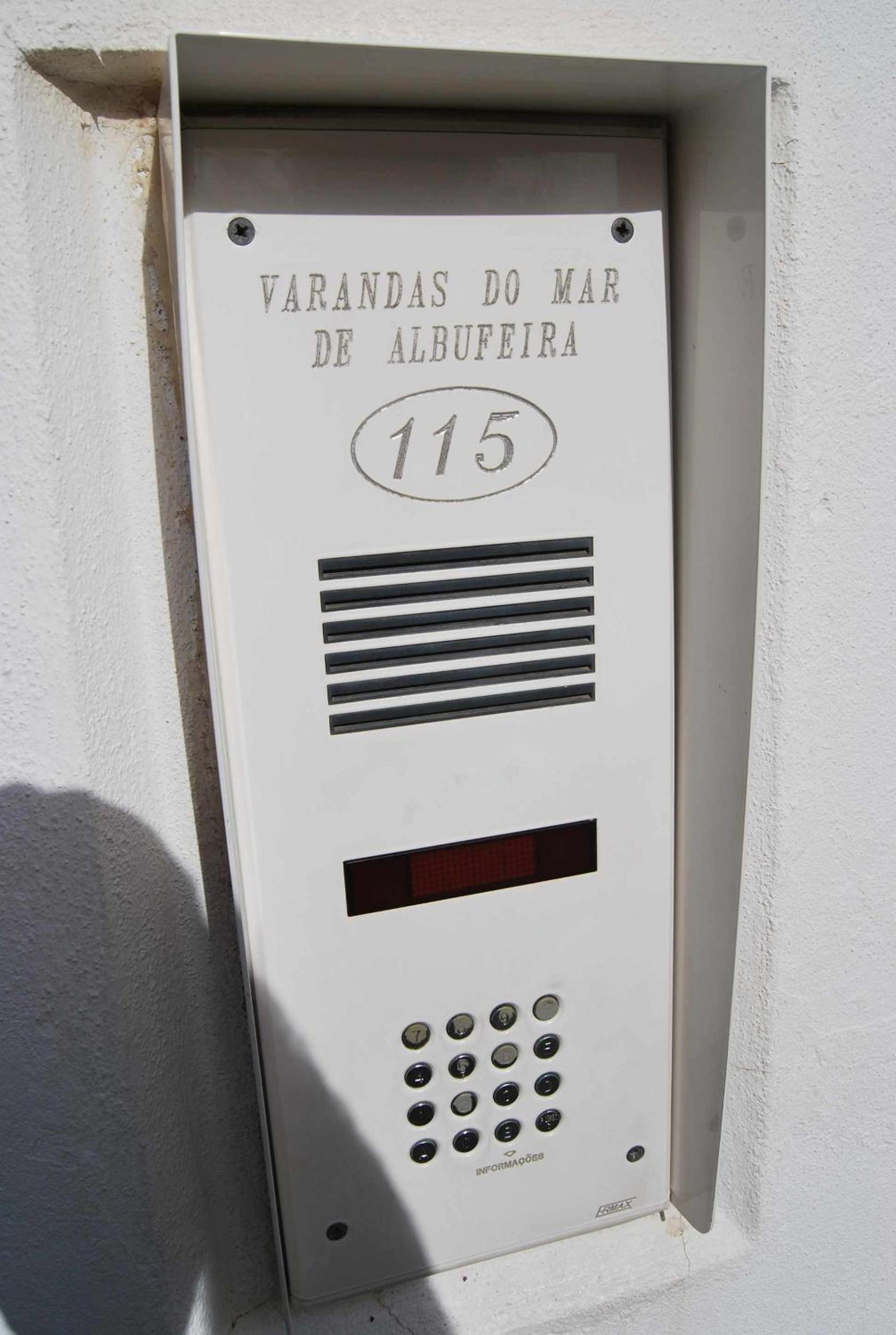 Duplex Sea View by Albufeira Holidays view 2