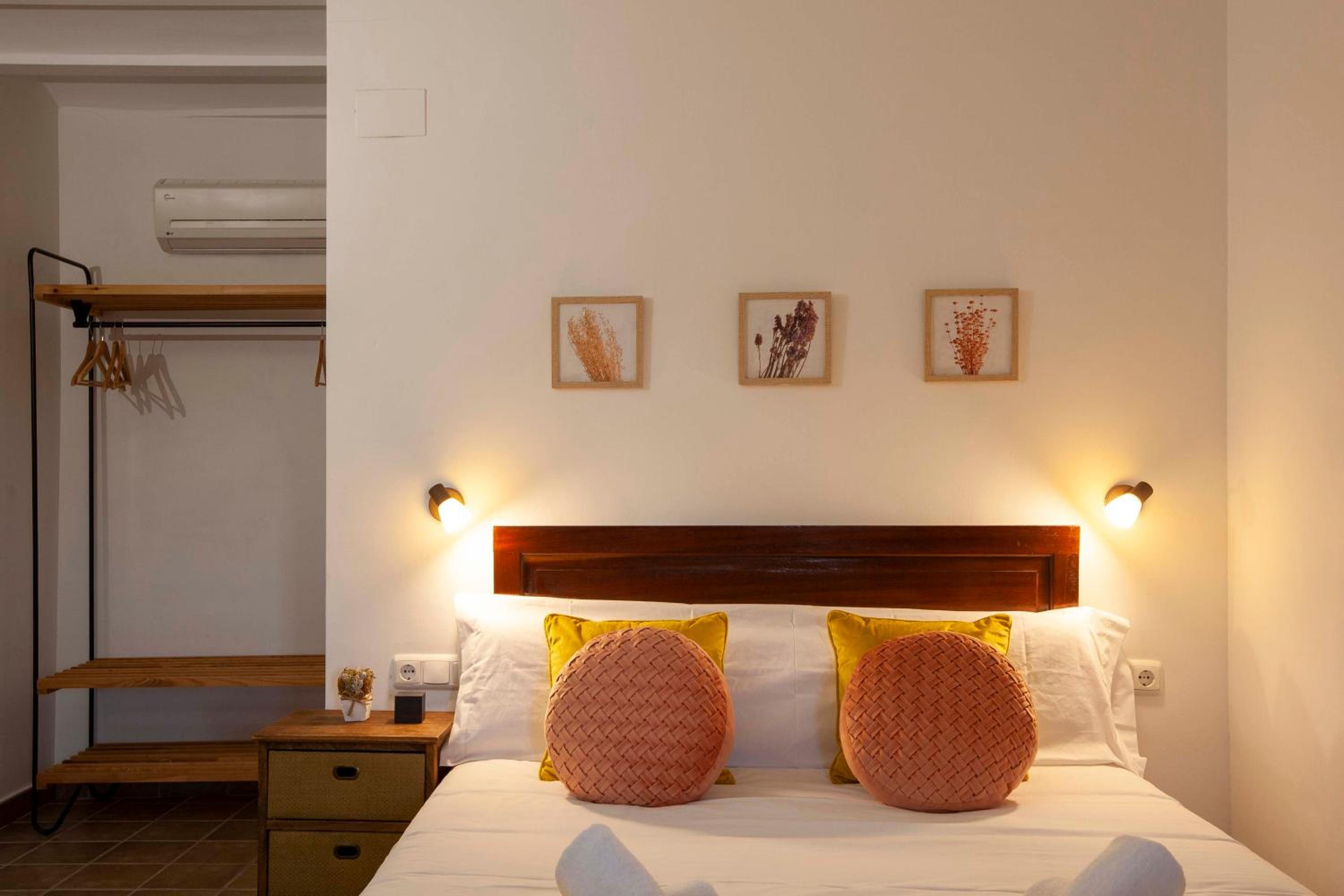 Apartamentos Turísticos Lobelia Suites